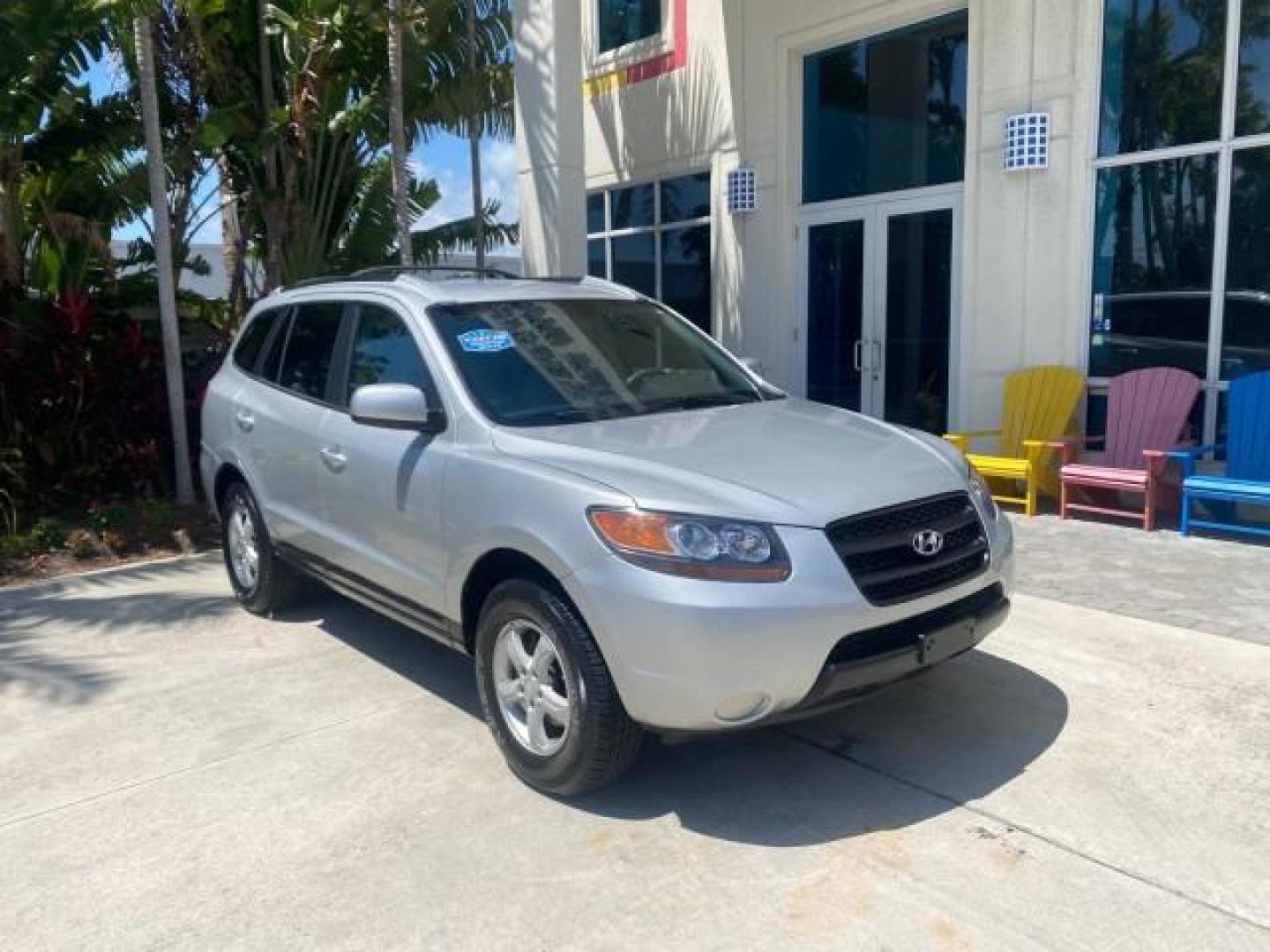 2007 Platinum /Gray Hyundai Santa Fe GLS LOW MILES 37,778 (5NMSG13D77H) with an 2.7L DOHC MPI V6 Engine engine, Automatic transmission, located at 4701 North Dixie Hwy, Pompano Beach, FL, 33064, (954) 422-2889, 26.240938, -80.123474 - OUR WEBPAGE FLORIDACARS1.COM HAS OVER 100 PHOTOS AND FREE CARFAX LINK 2007 HYUNDAI SANTA FE GLS VIN: 5NMSG13D77H123524 5 N M S G 1 3 D 7 7 H 1 2 3 5 2 4 4 DOOR WAGON/SPORT UTILITY 2.7L V6 F DOHC 16V GASOLINE FRONT WHEEL DRIVE Top Features Alloy Wheels Cloth Seats Satellite Radio Ready Basic Features - Photo#1