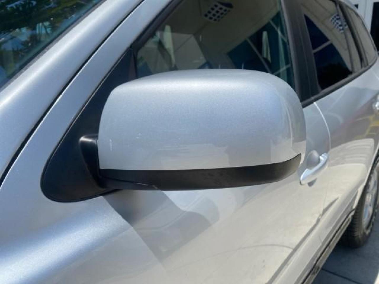 2007 Platinum /Gray Hyundai Santa Fe GLS LOW MILES 37,778 (5NMSG13D77H) with an 2.7L DOHC MPI V6 Engine engine, Automatic transmission, located at 4701 North Dixie Hwy, Pompano Beach, FL, 33064, (954) 422-2889, 26.240938, -80.123474 - OUR WEBPAGE FLORIDACARS1.COM HAS OVER 100 PHOTOS AND FREE CARFAX LINK 2007 HYUNDAI SANTA FE GLS VIN: 5NMSG13D77H123524 5 N M S G 1 3 D 7 7 H 1 2 3 5 2 4 4 DOOR WAGON/SPORT UTILITY 2.7L V6 F DOHC 16V GASOLINE FRONT WHEEL DRIVE Top Features Alloy Wheels Cloth Seats Satellite Radio Ready Basic Features - Photo#28