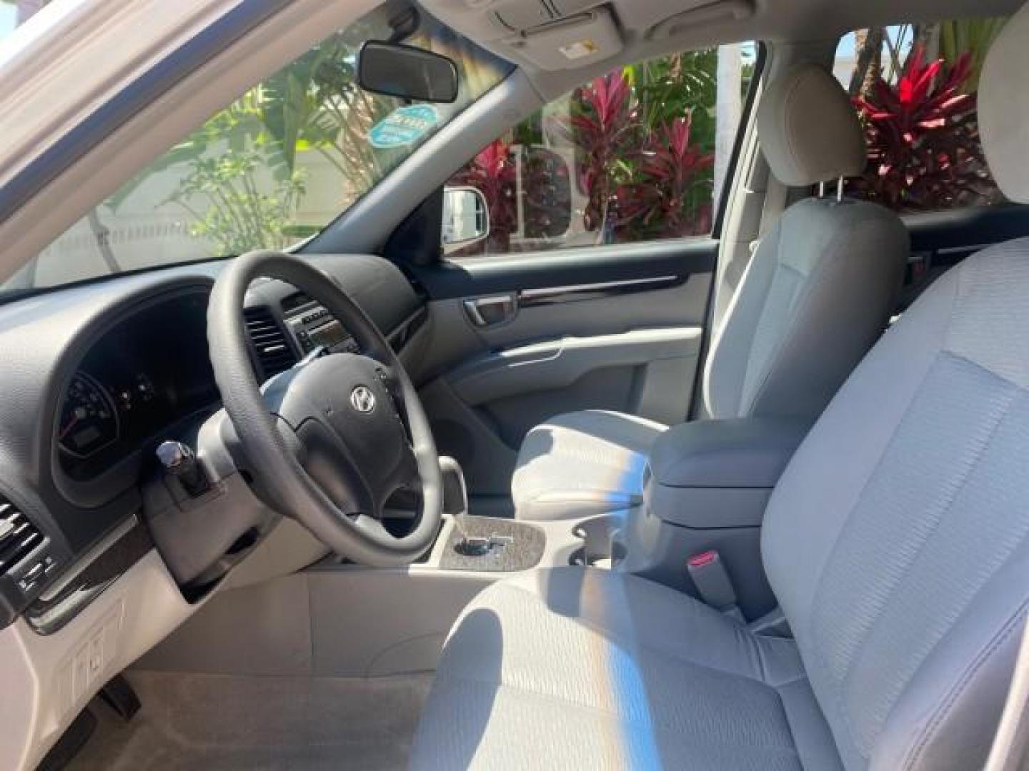 2007 Platinum /Gray Hyundai Santa Fe GLS LOW MILES 37,778 (5NMSG13D77H) with an 2.7L DOHC MPI V6 Engine engine, Automatic transmission, located at 4701 North Dixie Hwy, Pompano Beach, FL, 33064, (954) 422-2889, 26.240938, -80.123474 - OUR WEBPAGE FLORIDACARS1.COM HAS OVER 100 PHOTOS AND FREE CARFAX LINK 2007 HYUNDAI SANTA FE GLS VIN: 5NMSG13D77H123524 5 N M S G 1 3 D 7 7 H 1 2 3 5 2 4 4 DOOR WAGON/SPORT UTILITY 2.7L V6 F DOHC 16V GASOLINE FRONT WHEEL DRIVE Top Features Alloy Wheels Cloth Seats Satellite Radio Ready Basic Features - Photo#33