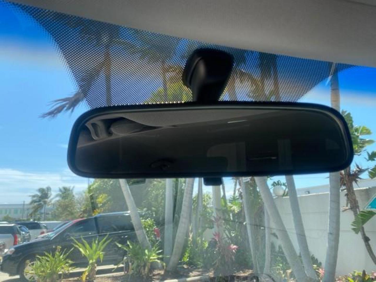 2007 Platinum /Gray Hyundai Santa Fe GLS LOW MILES 37,778 (5NMSG13D77H) with an 2.7L DOHC MPI V6 Engine engine, Automatic transmission, located at 4701 North Dixie Hwy, Pompano Beach, FL, 33064, (954) 422-2889, 26.240938, -80.123474 - OUR WEBPAGE FLORIDACARS1.COM HAS OVER 100 PHOTOS AND FREE CARFAX LINK 2007 HYUNDAI SANTA FE GLS VIN: 5NMSG13D77H123524 5 N M S G 1 3 D 7 7 H 1 2 3 5 2 4 4 DOOR WAGON/SPORT UTILITY 2.7L V6 F DOHC 16V GASOLINE FRONT WHEEL DRIVE Top Features Alloy Wheels Cloth Seats Satellite Radio Ready Basic Features - Photo#50