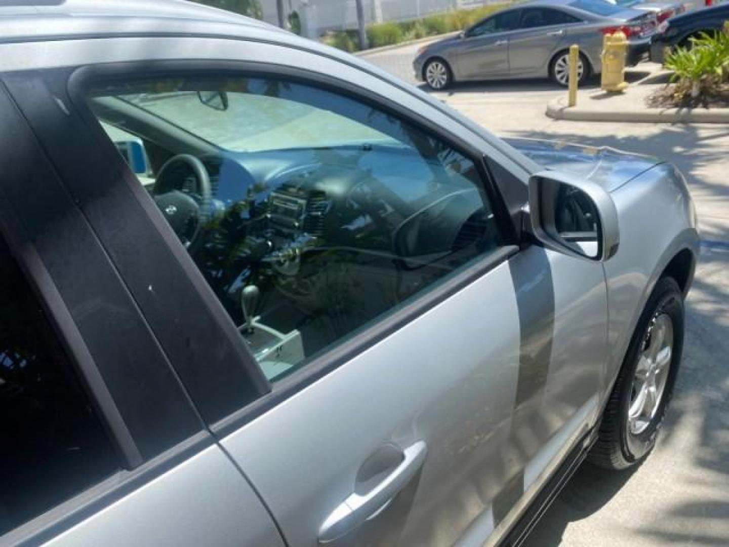 2007 Platinum /Gray Hyundai Santa Fe GLS LOW MILES 37,778 (5NMSG13D77H) with an 2.7L DOHC MPI V6 Engine engine, Automatic transmission, located at 4701 North Dixie Hwy, Pompano Beach, FL, 33064, (954) 422-2889, 26.240938, -80.123474 - OUR WEBPAGE FLORIDACARS1.COM HAS OVER 100 PHOTOS AND FREE CARFAX LINK 2007 HYUNDAI SANTA FE GLS VIN: 5NMSG13D77H123524 5 N M S G 1 3 D 7 7 H 1 2 3 5 2 4 4 DOOR WAGON/SPORT UTILITY 2.7L V6 F DOHC 16V GASOLINE FRONT WHEEL DRIVE Top Features Alloy Wheels Cloth Seats Satellite Radio Ready Basic Features - Photo#92