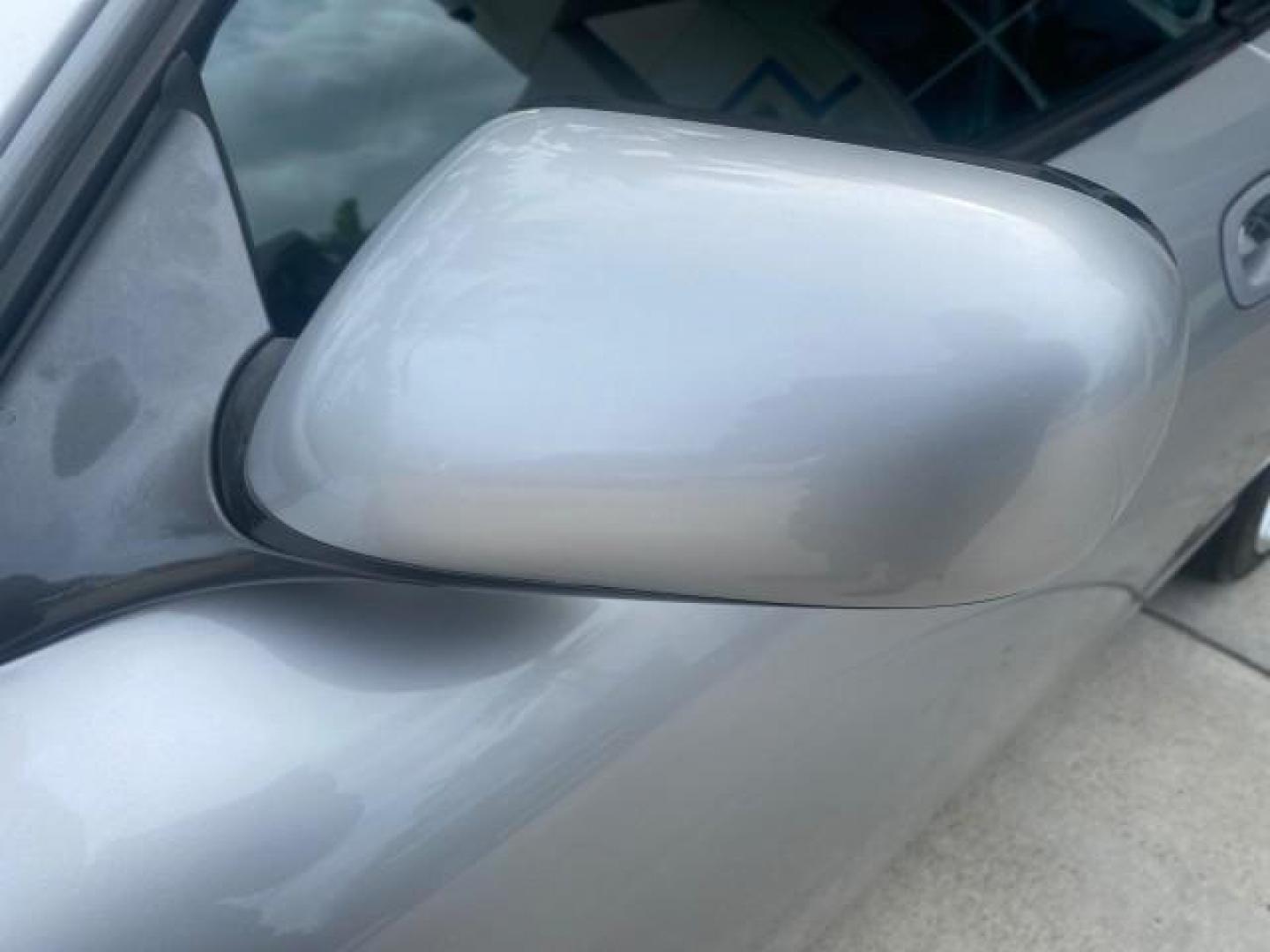 2004 Quartz /Charcoal Jaguar XK8 CONV LOW MILES 22,128 (SAJDA42CX42) with an 4.2L DOHC EFI 32-Valve Aluminum Alloy V8 Engine engine, Automatic transmission, located at 4701 North Dixie Hwy, Pompano Beach, FL, 33064, (954) 422-2889, 26.240938, -80.123474 - OUR WEBPAGE FLORIDACARS1.COM HAS OVER 100 PHOTOS AND FREE CARFAX LINK 2004 JAGUAR XK-SERIES XK8 $ 75,530 NEW VIN: SAJDA42CX42A37634 S A J D A 4 2 C X 4 2 A 3 7 6 3 4 CONVERTIBLE 4.2L V8 F DOHC GASOLINE REAR WHEEL DRIVE TOP WORKS GREAT! TIRES ARE LIKE NEW! Top Features Alloy Wheels Leather Seats Alpi - Photo#34