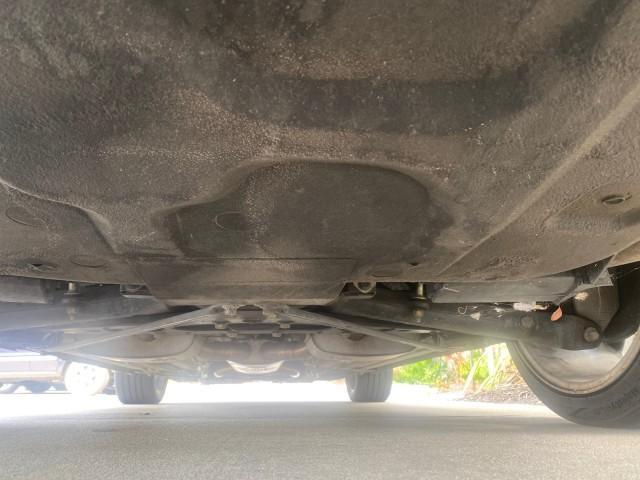 2004 Quartz /Charcoal Jaguar XK8 CONV LOW MILES 22,152 (SAJDA42CX42) with an 4.2L DOHC EFI 32-Valve Aluminum Alloy V8 Engine engine, Automatic transmission, located at 4701 North Dixie Hwy, Pompano Beach, FL, 33064, (954) 422-2889, 26.240938, -80.123474 - OUR WEBPAGE FLORIDACARS1.COM HAS OVER 100 PHOTOS AND FREE CARFAX LINK 2004 JAGUAR XK-SERIES XK8 $ 75,530 NEW VIN: SAJDA42CX42A37634 S A J D A 4 2 C X 4 2 A 3 7 6 3 4 CONVERTIBLE 4.2L V8 F DOHC GASOLINE REAR WHEEL DRIVE TOP WORKS GREAT! TIRES ARE LIKE NEW! Top Features Alloy Wheels Leather Seats Alpi - Photo#22