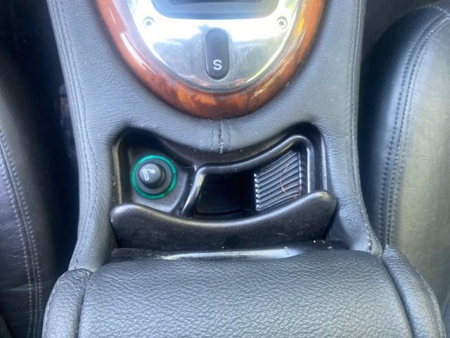 2004 Quartz /Charcoal Jaguar XK8 CONV LOW MILES 22,152 (SAJDA42CX42) with an 4.2L DOHC EFI 32-Valve Aluminum Alloy V8 Engine engine, Automatic transmission, located at 4701 North Dixie Hwy, Pompano Beach, FL, 33064, (954) 422-2889, 26.240938, -80.123474 - OUR WEBPAGE FLORIDACARS1.COM HAS OVER 100 PHOTOS AND FREE CARFAX LINK 2004 JAGUAR XK-SERIES XK8 $ 75,530 NEW VIN: SAJDA42CX42A37634 S A J D A 4 2 C X 4 2 A 3 7 6 3 4 CONVERTIBLE 4.2L V8 F DOHC GASOLINE REAR WHEEL DRIVE TOP WORKS GREAT! TIRES ARE LIKE NEW! Top Features Alloy Wheels Leather Seats Alpi - Photo#53