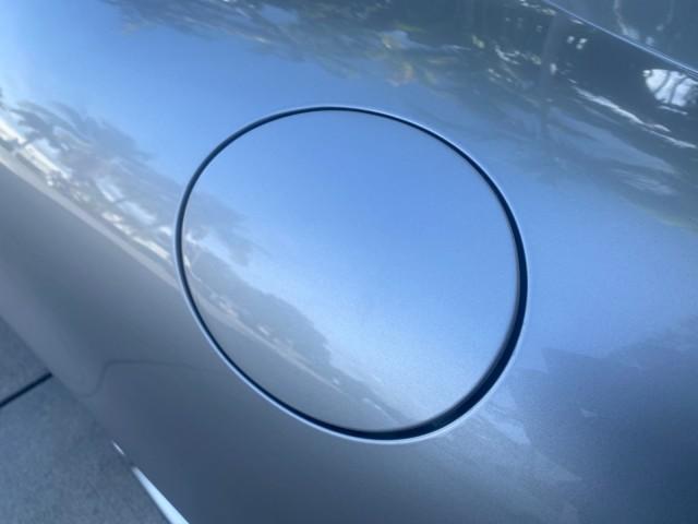 2004 Quartz /Charcoal Jaguar XK8 CONV LOW MILES 22,152 (SAJDA42CX42) with an 4.2L DOHC EFI 32-Valve Aluminum Alloy V8 Engine engine, Automatic transmission, located at 4701 North Dixie Hwy, Pompano Beach, FL, 33064, (954) 422-2889, 26.240938, -80.123474 - OUR WEBPAGE FLORIDACARS1.COM HAS OVER 100 PHOTOS AND FREE CARFAX LINK 2004 JAGUAR XK-SERIES XK8 $ 75,530 NEW VIN: SAJDA42CX42A37634 S A J D A 4 2 C X 4 2 A 3 7 6 3 4 CONVERTIBLE 4.2L V8 F DOHC GASOLINE REAR WHEEL DRIVE TOP WORKS GREAT! TIRES ARE LIKE NEW! Top Features Alloy Wheels Leather Seats Alpi - Photo#67