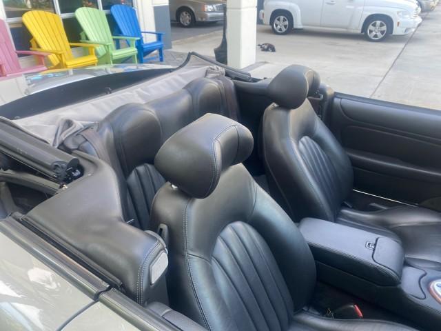 2004 Quartz /Charcoal Jaguar XK8 CONV LOW MILES 22,152 (SAJDA42CX42) with an 4.2L DOHC EFI 32-Valve Aluminum Alloy V8 Engine engine, Automatic transmission, located at 4701 North Dixie Hwy, Pompano Beach, FL, 33064, (954) 422-2889, 26.240938, -80.123474 - OUR WEBPAGE FLORIDACARS1.COM HAS OVER 100 PHOTOS AND FREE CARFAX LINK 2004 JAGUAR XK-SERIES XK8 $ 75,530 NEW VIN: SAJDA42CX42A37634 S A J D A 4 2 C X 4 2 A 3 7 6 3 4 CONVERTIBLE 4.2L V8 F DOHC GASOLINE REAR WHEEL DRIVE TOP WORKS GREAT! TIRES ARE LIKE NEW! Top Features Alloy Wheels Leather Seats Alpi - Photo#94