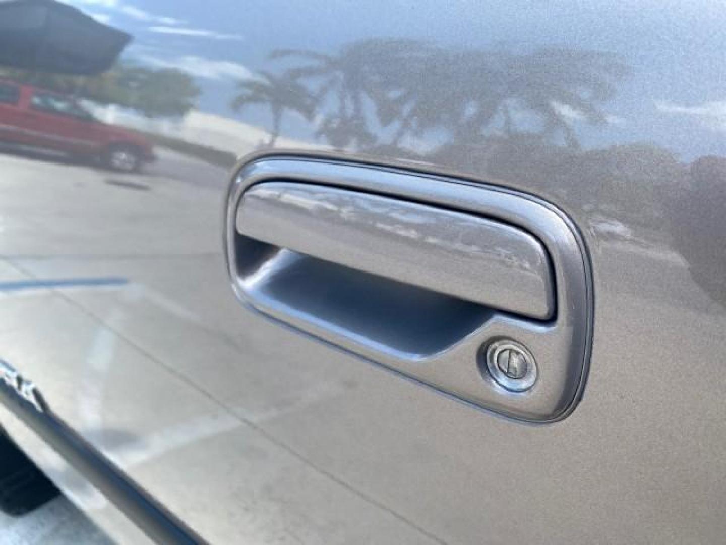 2002 Thunder Grey Metallic /Gray Toyota Tundra SR5 1 OWNER FLORIDA 4X4 (5TBBT44102S) with an 4.7L DOHC EFI 32-Valve V8 i-Force Engine engine, Automatic transmission, located at 4701 North Dixie Hwy, Pompano Beach, FL, 33064, (954) 422-2889, 26.240938, -80.123474 - OUR WEBPAGE FLORIDACARS1.COM HAS OVER 100 PHOTOS AND FREE CARFAX LINK 2002 TOYOTA TUNDRA SR5 V8 VIN: 5TBBT44102S289903 5 T B B T 4 4 1 0 2 S 2 8 9 9 0 3 4 DOOR EXTENDED CAB PICKUP 4 DR 4.7L V8 F DOHC 32V GASOLINE REAR WHEEL DRIVE W/ 4X4 Top Features 4WD/AWD Cloth Seats Alloy Wheels Tow Hitch Bed Lin - Photo#28