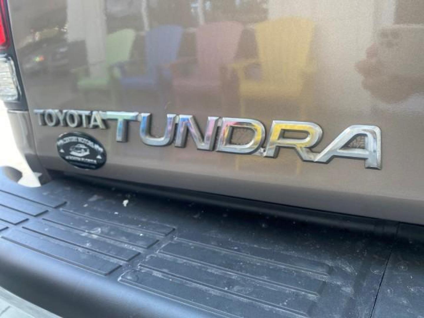 2002 Thunder Grey Metallic /Gray Toyota Tundra SR5 1 OWNER FLORIDA 4X4 (5TBBT44102S) with an 4.7L DOHC EFI 32-Valve V8 i-Force Engine engine, Automatic transmission, located at 4701 North Dixie Hwy, Pompano Beach, FL, 33064, (954) 422-2889, 26.240938, -80.123474 - OUR WEBPAGE FLORIDACARS1.COM HAS OVER 100 PHOTOS AND FREE CARFAX LINK 2002 TOYOTA TUNDRA SR5 V8 VIN: 5TBBT44102S289903 5 T B B T 4 4 1 0 2 S 2 8 9 9 0 3 4 DOOR EXTENDED CAB PICKUP 4 DR 4.7L V8 F DOHC 32V GASOLINE REAR WHEEL DRIVE W/ 4X4 Top Features 4WD/AWD Cloth Seats Alloy Wheels Tow Hitch Bed Lin - Photo#84