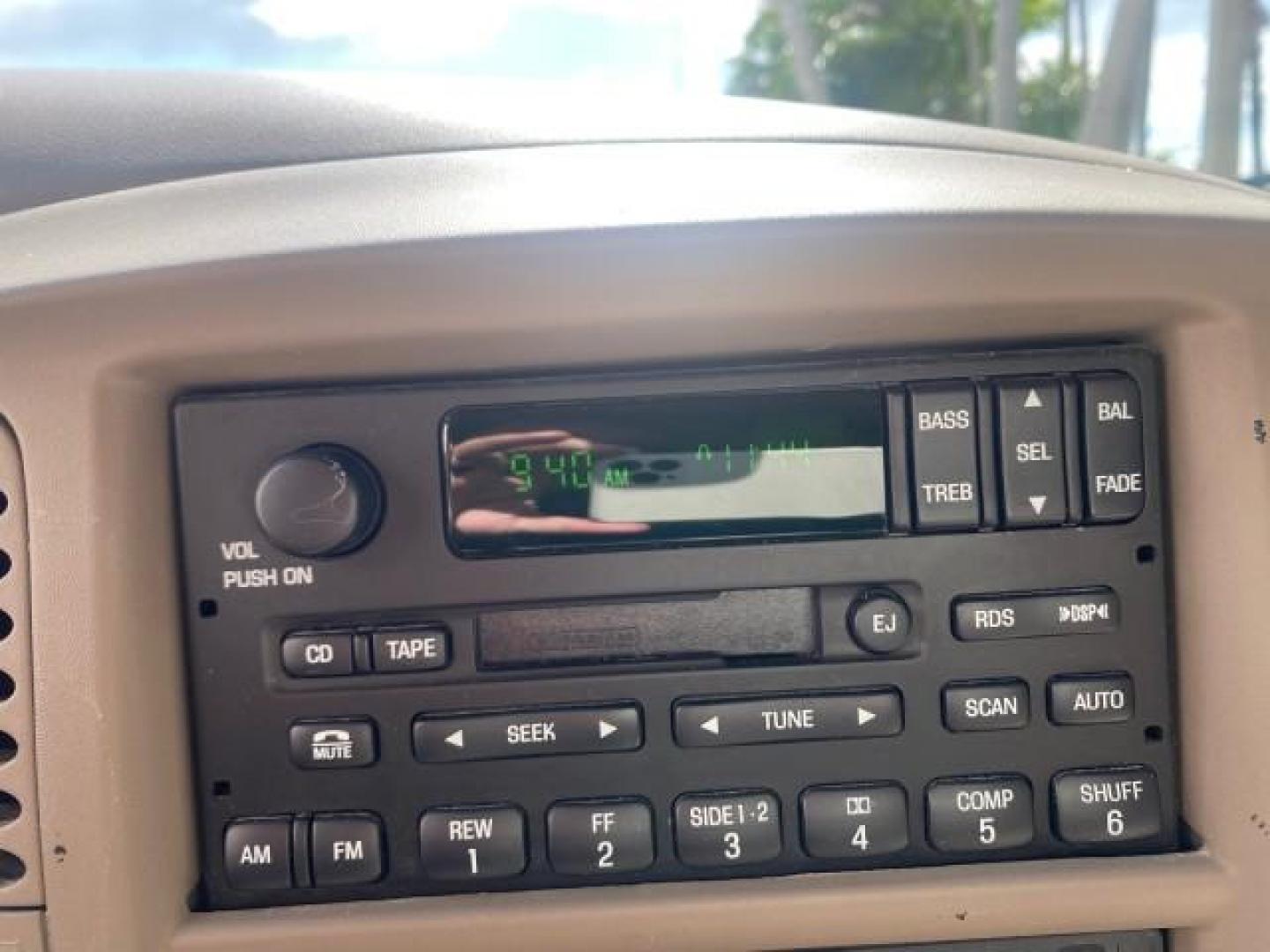2001 Oxford White /Med Parchment Ford Expedition Eddie Bauer LOW MILES 97,648 (1FMRU17W91L) with an 4.6L SOHC SEFI V8 Triton Engine engine, Automatic transmission, located at 4701 North Dixie Hwy, Pompano Beach, FL, 33064, (954) 422-2889, 26.240938, -80.123474 - OUR WEBPAGE FLORIDACARS1.COM HAS OVER 100 PHOTOS AND FREE CARFAX LINK 2001 FORD EXPEDITION EDDIE BAUER VIN: 1FMRU17W91LB77217 1 F M R U 1 7 W 9 1 L B 7 7 2 1 7 4 DOOR WAGON/SPORT UTILITY 4.6L V8 F SOHC 16V GASOLINE REAR WHEEL DRIVE Highlighted Features Tow Hitch Power Windows Power Locks Automatic T - Photo#47