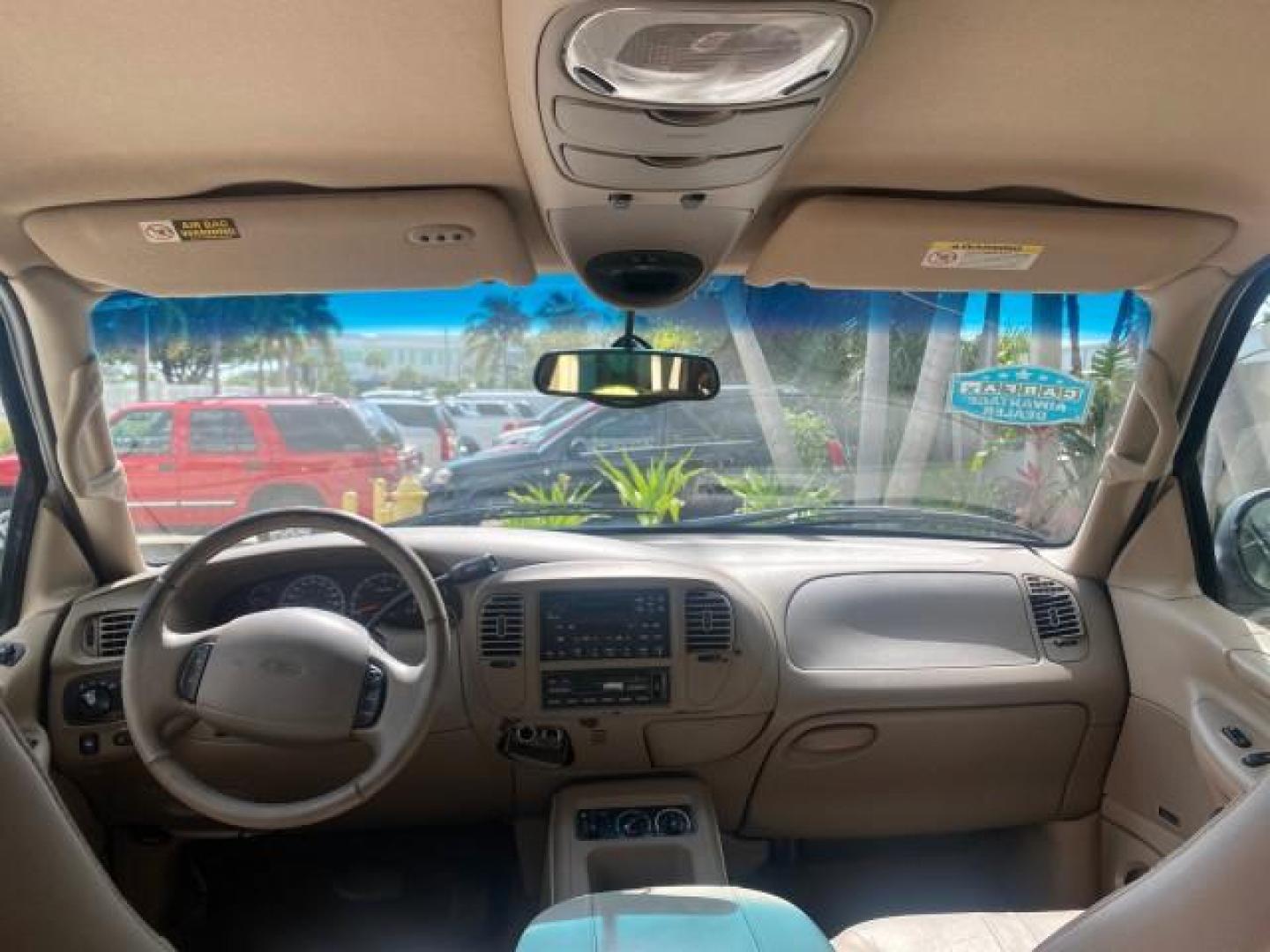 2001 Oxford White /Med Parchment Ford Expedition Eddie Bauer LOW MILES 97,648 (1FMRU17W91L) with an 4.6L SOHC SEFI V8 Triton Engine engine, Automatic transmission, located at 4701 North Dixie Hwy, Pompano Beach, FL, 33064, (954) 422-2889, 26.240938, -80.123474 - OUR WEBPAGE FLORIDACARS1.COM HAS OVER 100 PHOTOS AND FREE CARFAX LINK 2001 FORD EXPEDITION EDDIE BAUER VIN: 1FMRU17W91LB77217 1 F M R U 1 7 W 9 1 L B 7 7 2 1 7 4 DOOR WAGON/SPORT UTILITY 4.6L V8 F SOHC 16V GASOLINE REAR WHEEL DRIVE Highlighted Features Tow Hitch Power Windows Power Locks Automatic T - Photo#67