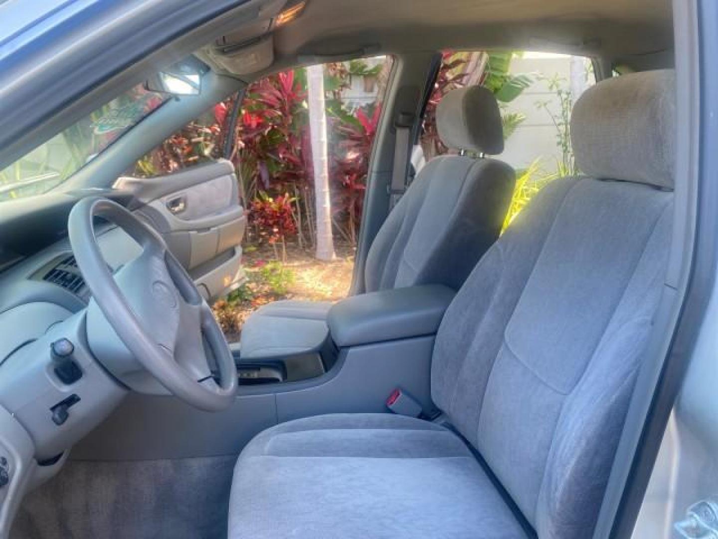 2001 Silver Spruce Metallic /Stone Toyota Avalon XLS w/Bucket Seats LOW MILES 60,208 (4T1BF28B71U) with an 3.0L 4-Cam MPFI 24-Valve V6 Aluminum Alloy Engine engine, Automatic transmission, located at 4701 North Dixie Hwy, Pompano Beach, FL, 33064, (954) 422-2889, 26.240938, -80.123474 - OUR WEBPAGE FLORIDACARS1.COM HAS OVER 100 PHOTOS AND FREE CARFAX LINK 2001 TOYOTA AVALON XL VIN: 4T1BF28B71U182293 4 T 1 B F 2 8 B 7 1 U 1 8 2 2 9 3 SEDAN 4 DR 3.0L V6 F DOHC 24V 29 MPG GASOLINE FRONT WHEEL DRIVE Top Features Alloy Wheels Cloth Seats Basic Features ABS Brakes Automatic Transmission - Photo#10