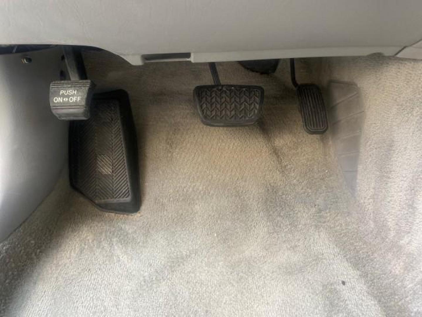2001 Silver Spruce Metallic /Stone Toyota Avalon XLS w/Bucket Seats LOW MILES 60,208 (4T1BF28B71U) with an 3.0L 4-Cam MPFI 24-Valve V6 Aluminum Alloy Engine engine, Automatic transmission, located at 4701 North Dixie Hwy, Pompano Beach, FL, 33064, (954) 422-2889, 26.240938, -80.123474 - OUR WEBPAGE FLORIDACARS1.COM HAS OVER 100 PHOTOS AND FREE CARFAX LINK 2001 TOYOTA AVALON XL VIN: 4T1BF28B71U182293 4 T 1 B F 2 8 B 7 1 U 1 8 2 2 9 3 SEDAN 4 DR 3.0L V6 F DOHC 24V 29 MPG GASOLINE FRONT WHEEL DRIVE Top Features Alloy Wheels Cloth Seats Basic Features ABS Brakes Automatic Transmission - Photo#56