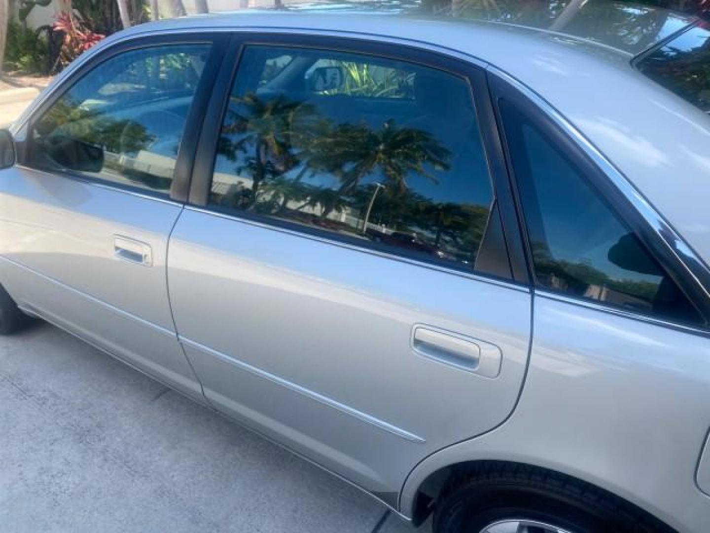 2001 Silver Spruce Metallic /Stone Toyota Avalon XLS w/Bucket Seats LOW MILES 60,208 (4T1BF28B71U) with an 3.0L 4-Cam MPFI 24-Valve V6 Aluminum Alloy Engine engine, Automatic transmission, located at 4701 North Dixie Hwy, Pompano Beach, FL, 33064, (954) 422-2889, 26.240938, -80.123474 - OUR WEBPAGE FLORIDACARS1.COM HAS OVER 100 PHOTOS AND FREE CARFAX LINK 2001 TOYOTA AVALON XL VIN: 4T1BF28B71U182293 4 T 1 B F 2 8 B 7 1 U 1 8 2 2 9 3 SEDAN 4 DR 3.0L V6 F DOHC 24V 29 MPG GASOLINE FRONT WHEEL DRIVE Top Features Alloy Wheels Cloth Seats Basic Features ABS Brakes Automatic Transmission - Photo#57