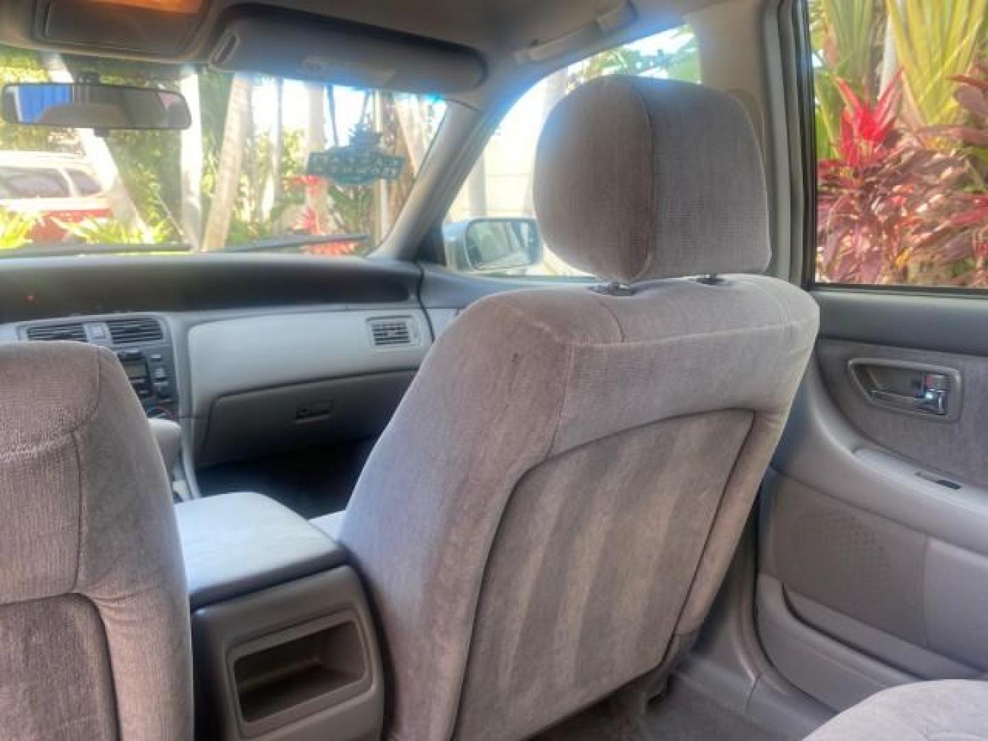 2001 Silver Spruce Metallic /Stone Toyota Avalon XLS w/Bucket Seats LOW MILES 60,208 (4T1BF28B71U) with an 3.0L 4-Cam MPFI 24-Valve V6 Aluminum Alloy Engine engine, Automatic transmission, located at 4701 North Dixie Hwy, Pompano Beach, FL, 33064, (954) 422-2889, 26.240938, -80.123474 - OUR WEBPAGE FLORIDACARS1.COM HAS OVER 100 PHOTOS AND FREE CARFAX LINK 2001 TOYOTA AVALON XL VIN: 4T1BF28B71U182293 4 T 1 B F 2 8 B 7 1 U 1 8 2 2 9 3 SEDAN 4 DR 3.0L V6 F DOHC 24V 29 MPG GASOLINE FRONT WHEEL DRIVE Top Features Alloy Wheels Cloth Seats Basic Features ABS Brakes Automatic Transmission - Photo#66