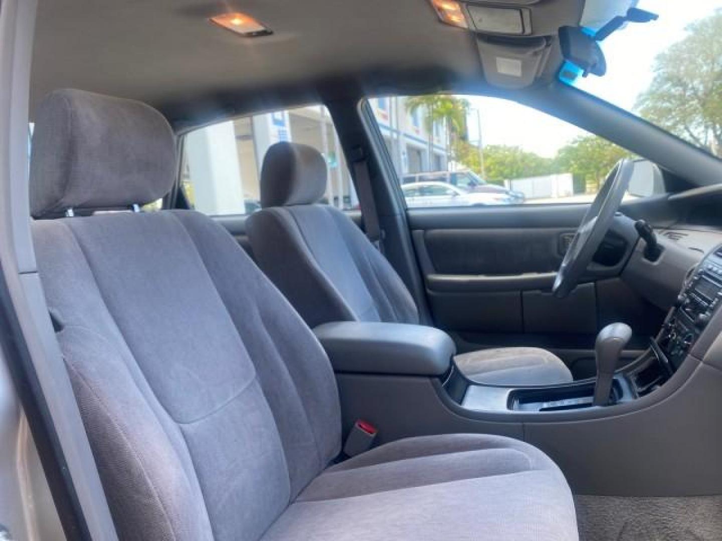 2001 Silver Spruce Metallic /Stone Toyota Avalon XLS w/Bucket Seats LOW MILES 60,208 (4T1BF28B71U) with an 3.0L 4-Cam MPFI 24-Valve V6 Aluminum Alloy Engine engine, Automatic transmission, located at 4701 North Dixie Hwy, Pompano Beach, FL, 33064, (954) 422-2889, 26.240938, -80.123474 - OUR WEBPAGE FLORIDACARS1.COM HAS OVER 100 PHOTOS AND FREE CARFAX LINK 2001 TOYOTA AVALON XL VIN: 4T1BF28B71U182293 4 T 1 B F 2 8 B 7 1 U 1 8 2 2 9 3 SEDAN 4 DR 3.0L V6 F DOHC 24V 29 MPG GASOLINE FRONT WHEEL DRIVE Top Features Alloy Wheels Cloth Seats Basic Features ABS Brakes Automatic Transmission - Photo#90
