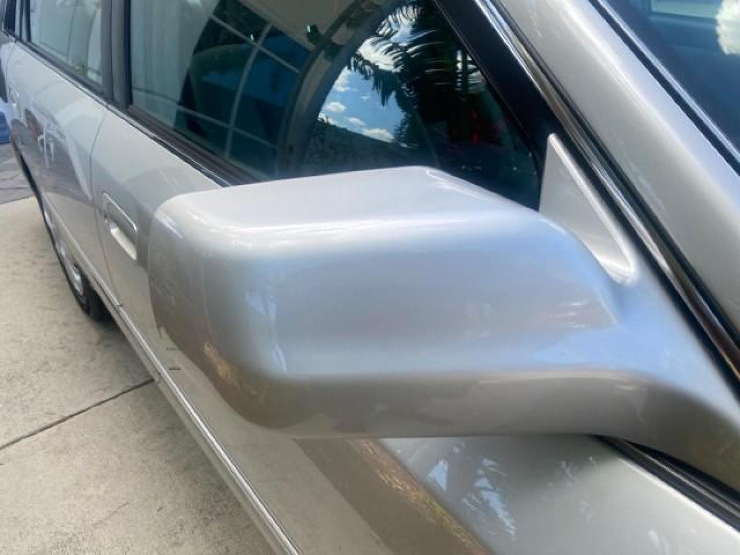 2001 Silver Spruce Metallic /Stone Toyota Avalon XLS w/Bucket Seats LOW MILES 60,208 (4T1BF28B71U) with an 3.0L 4-Cam MPFI 24-Valve V6 Aluminum Alloy Engine engine, Automatic transmission, located at 4701 North Dixie Hwy, Pompano Beach, FL, 33064, (954) 422-2889, 26.240938, -80.123474 - OUR WEBPAGE FLORIDACARS1.COM HAS OVER 100 PHOTOS AND FREE CARFAX LINK 2001 TOYOTA AVALON XL VIN: 4T1BF28B71U182293 4 T 1 B F 2 8 B 7 1 U 1 8 2 2 9 3 SEDAN 4 DR 3.0L V6 F DOHC 24V 29 MPG GASOLINE FRONT WHEEL DRIVE Top Features Alloy Wheels Cloth Seats Basic Features ABS Brakes Automatic Transmission - Photo#97
