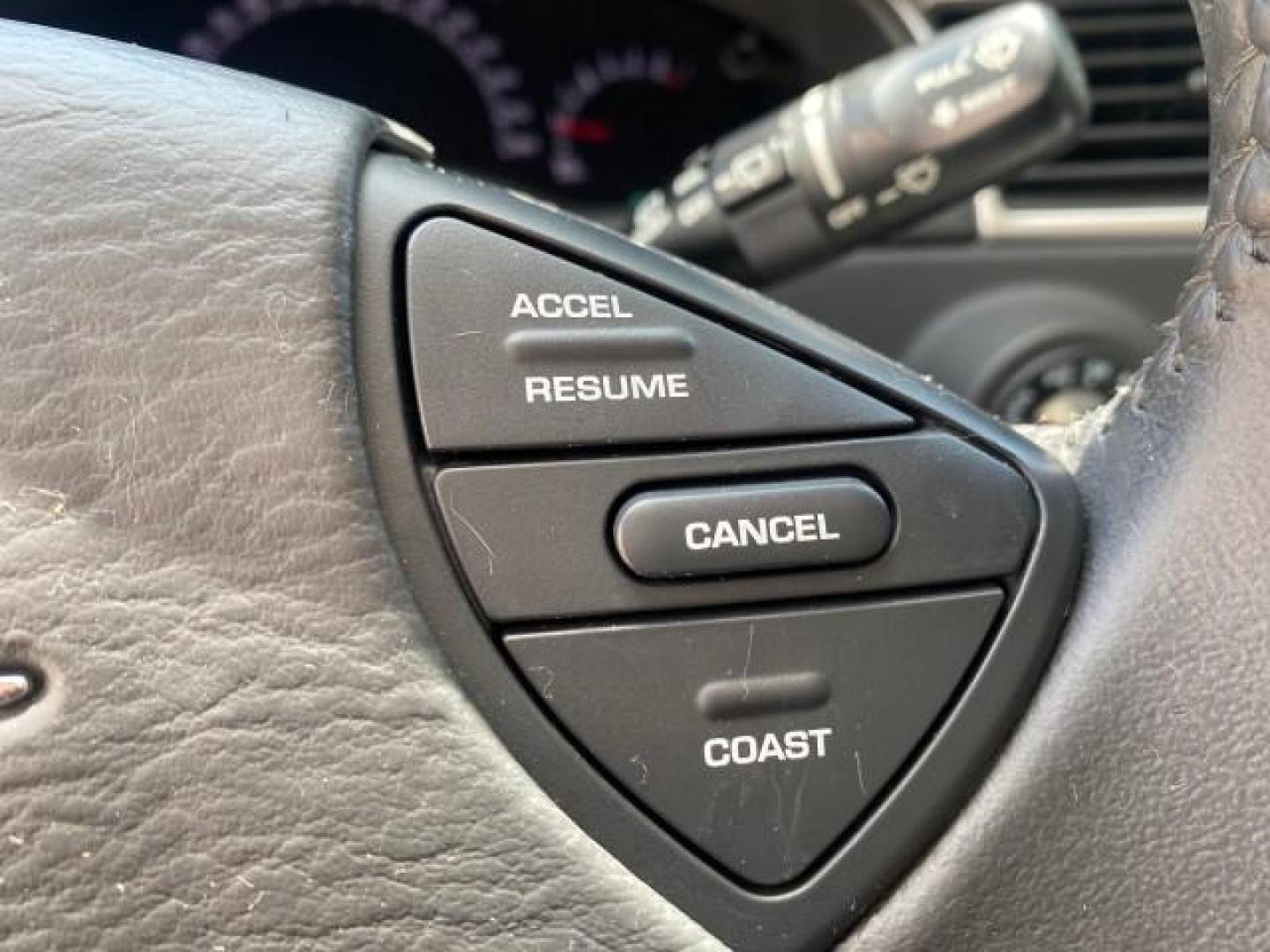 2008 Bright Silver Metallic /Pastel Slate Gray Chrysler Pacifica Touring 1 OWNER NC LOW MILES 55,531 (2A8GM68X38R) with an 4.0L SOHC V6 Engine engine, Automatic transmission, located at 4701 North Dixie Hwy, Pompano Beach, FL, 33064, (954) 422-2889, 26.240938, -80.123474 - OUR WEBPAGE FLORIDACARS1.COM HAS OVER 100 PHOTOS AND FREE CARFAX LINK 2008 CHRYSLER PACIFICA TOURING SIGNATURE SERIES $ 32,895 NEW! VIN: 2A8GM68X38R629737 2 A 8 G M 6 8 X 3 8 R 6 2 9 7 3 7 4 DOOR WAGON/SPORT UTILITY 4.0L V6 F SOHC 24V GASOLINE FRONT WHEEL DRIVE [29W] 29W TOURING SIGNATURE SERIES CUS - Photo#38