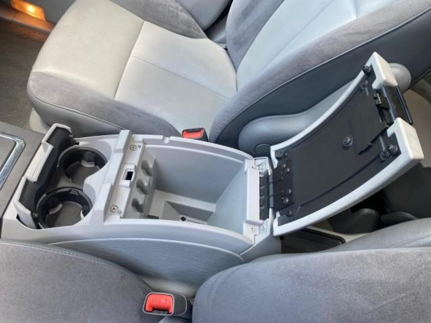 2008 Bright Silver Metallic /Pastel Slate Gray Chrysler Pacifica Touring 1 OWNER NC LOW MILES 55,531 (2A8GM68X38R) with an 4.0L SOHC V6 Engine engine, Automatic transmission, located at 4701 North Dixie Hwy, Pompano Beach, FL, 33064, (954) 422-2889, 26.240938, -80.123474 - OUR WEBPAGE FLORIDACARS1.COM HAS OVER 100 PHOTOS AND FREE CARFAX LINK 2008 CHRYSLER PACIFICA TOURING SIGNATURE SERIES $ 32,895 NEW! VIN: 2A8GM68X38R629737 2 A 8 G M 6 8 X 3 8 R 6 2 9 7 3 7 4 DOOR WAGON/SPORT UTILITY 4.0L V6 F SOHC 24V GASOLINE FRONT WHEEL DRIVE [29W] 29W TOURING SIGNATURE SERIES CUS - Photo#49