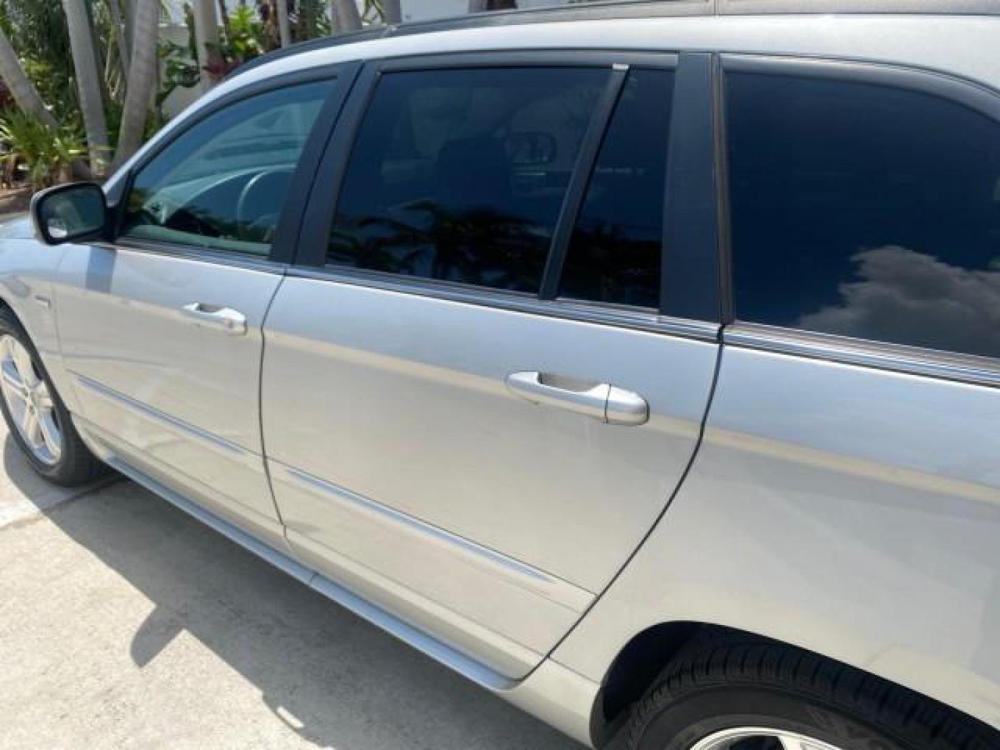 2008 Bright Silver Metallic /Pastel Slate Gray Chrysler Pacifica Touring 1 OWNER NC LOW MILES 55,531 (2A8GM68X38R) with an 4.0L SOHC V6 Engine engine, Automatic transmission, located at 4701 North Dixie Hwy, Pompano Beach, FL, 33064, (954) 422-2889, 26.240938, -80.123474 - OUR WEBPAGE FLORIDACARS1.COM HAS OVER 100 PHOTOS AND FREE CARFAX LINK 2008 CHRYSLER PACIFICA TOURING SIGNATURE SERIES $ 32,895 NEW! VIN: 2A8GM68X38R629737 2 A 8 G M 6 8 X 3 8 R 6 2 9 7 3 7 4 DOOR WAGON/SPORT UTILITY 4.0L V6 F SOHC 24V GASOLINE FRONT WHEEL DRIVE [29W] 29W TOURING SIGNATURE SERIES CUS - Photo#63