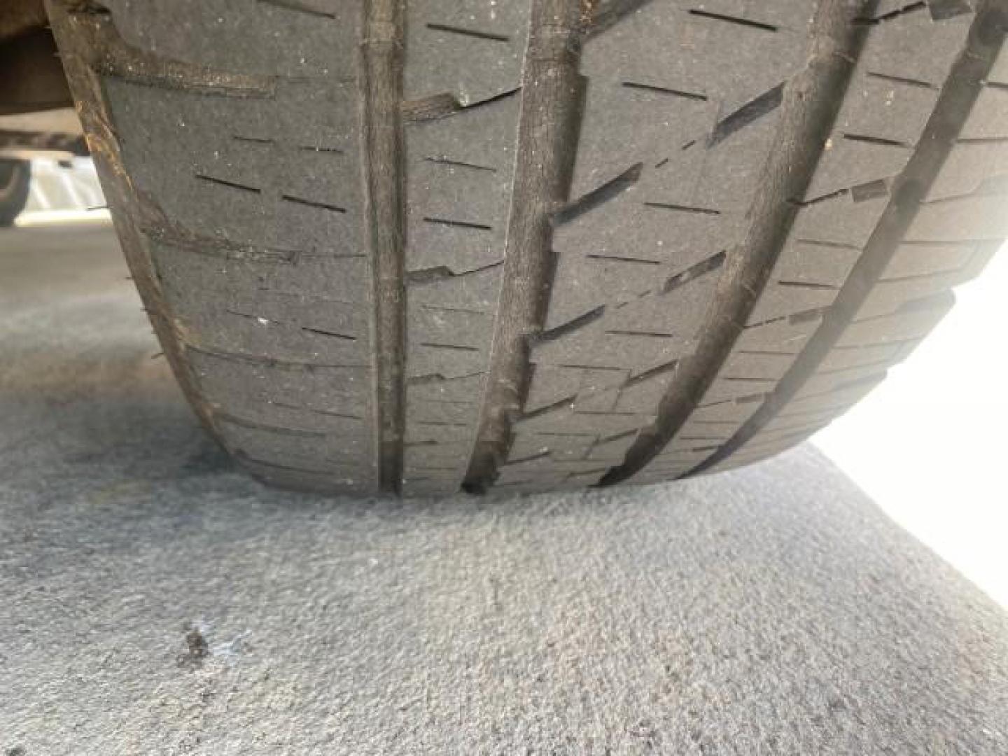2006 Flame Red /Med Slate Gray Dodge Durango 3RD ROW SLT LOW MILES 34,957 (1D4HD48N06F) with an 4.7L V8 Magnum Engine engine, Automatic transmission, located at 4701 North Dixie Hwy, Pompano Beach, FL, 33064, (954) 422-2889, 26.240938, -80.123474 - OUR WEBPAGE FLORIDACARS1.COM HAS OVER 100 PHOTOS AND FREE CARFAX LINK 2006 DODGE DURANGO SLT 50 SERVICE RECORDS FULLY MAINTANED VIN: 1D4HD48N06F182662 1 D 4 H D 4 8 N 0 6 F 1 8 2 6 6 2 4 DOOR WAGON/SPORT UTILITY 4.7L V8 F OHV GASOLINE REAR WHEEL DRIVE Top Features Alloy Wheels Rear Entertainment Sys - Photo#20