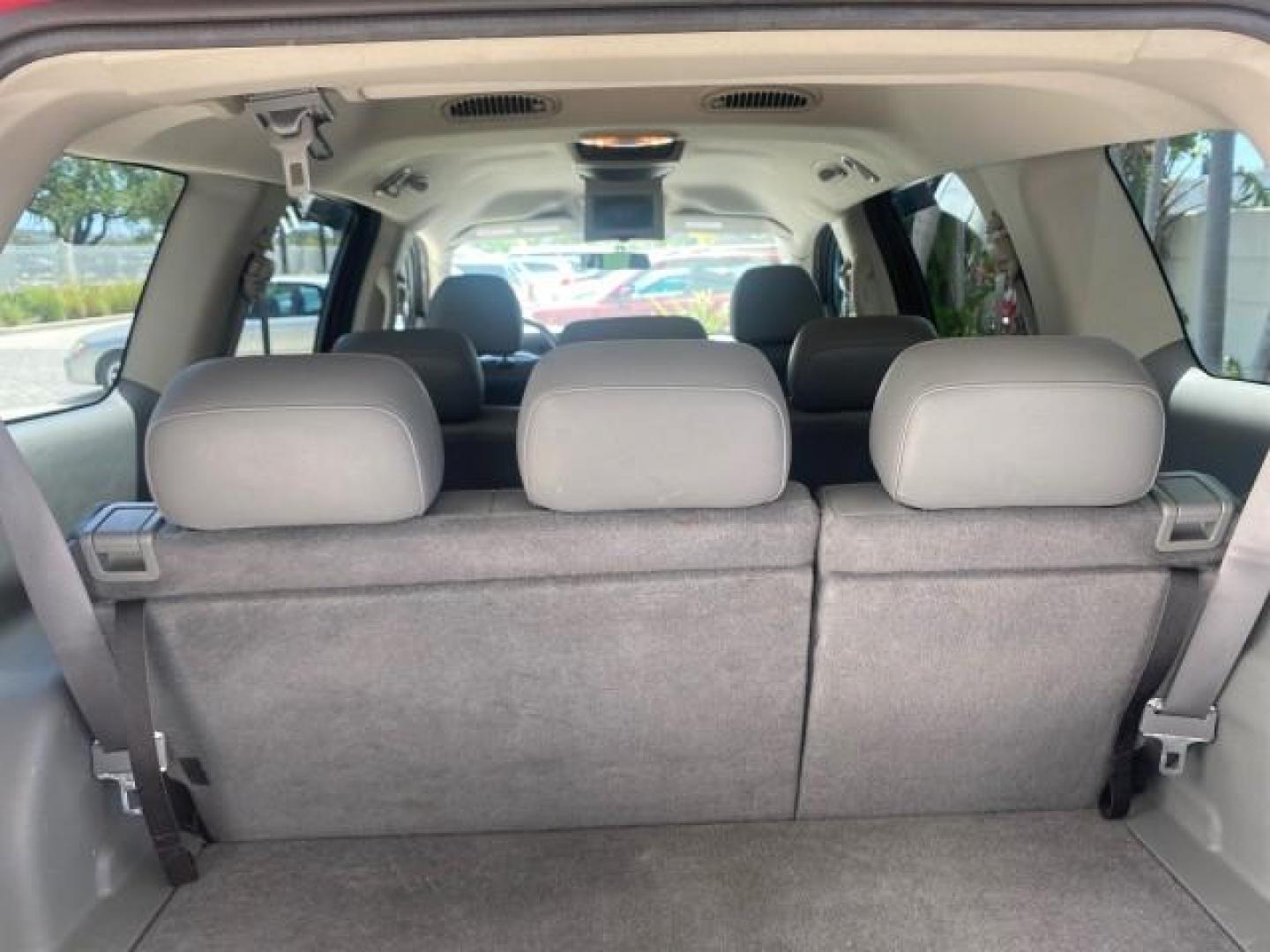 2006 Flame Red /Med Slate Gray Dodge Durango 3RD ROW SLT LOW MILES 34,957 (1D4HD48N06F) with an 4.7L V8 Magnum Engine engine, Automatic transmission, located at 4701 North Dixie Hwy, Pompano Beach, FL, 33064, (954) 422-2889, 26.240938, -80.123474 - OUR WEBPAGE FLORIDACARS1.COM HAS OVER 100 PHOTOS AND FREE CARFAX LINK 2006 DODGE DURANGO SLT 50 SERVICE RECORDS FULLY MAINTANED VIN: 1D4HD48N06F182662 1 D 4 H D 4 8 N 0 6 F 1 8 2 6 6 2 4 DOOR WAGON/SPORT UTILITY 4.7L V8 F OHV GASOLINE REAR WHEEL DRIVE Top Features Alloy Wheels Rear Entertainment Sys - Photo#85