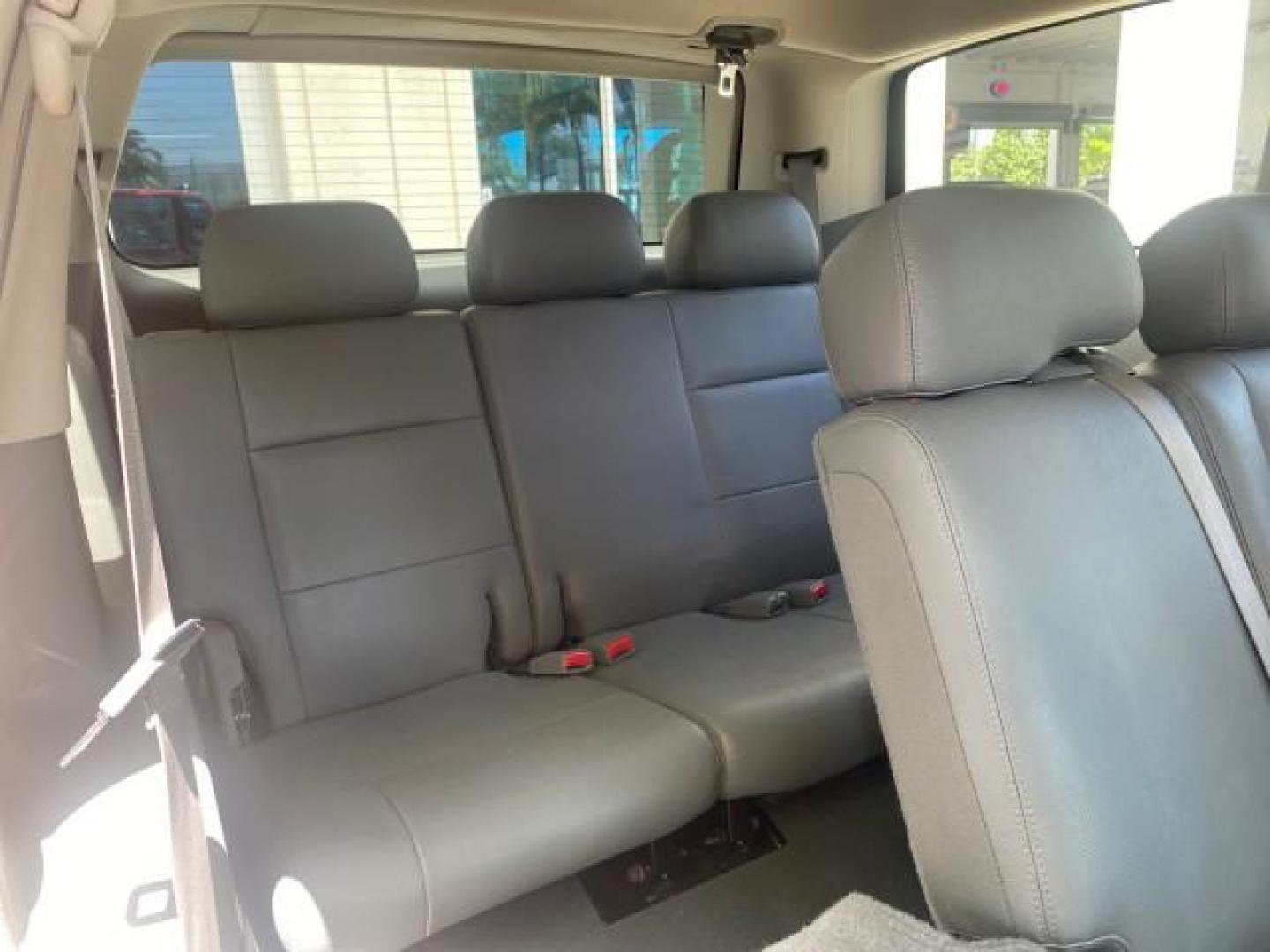 2006 Flame Red /Med Slate Gray Dodge Durango 3RD ROW SLT LOW MILES 34,957 (1D4HD48N06F) with an 4.7L V8 Magnum Engine engine, Automatic transmission, located at 4701 North Dixie Hwy, Pompano Beach, FL, 33064, (954) 422-2889, 26.240938, -80.123474 - OUR WEBPAGE FLORIDACARS1.COM HAS OVER 100 PHOTOS AND FREE CARFAX LINK 2006 DODGE DURANGO SLT 50 SERVICE RECORDS FULLY MAINTANED VIN: 1D4HD48N06F182662 1 D 4 H D 4 8 N 0 6 F 1 8 2 6 6 2 4 DOOR WAGON/SPORT UTILITY 4.7L V8 F OHV GASOLINE REAR WHEEL DRIVE Top Features Alloy Wheels Rear Entertainment Sys - Photo#94