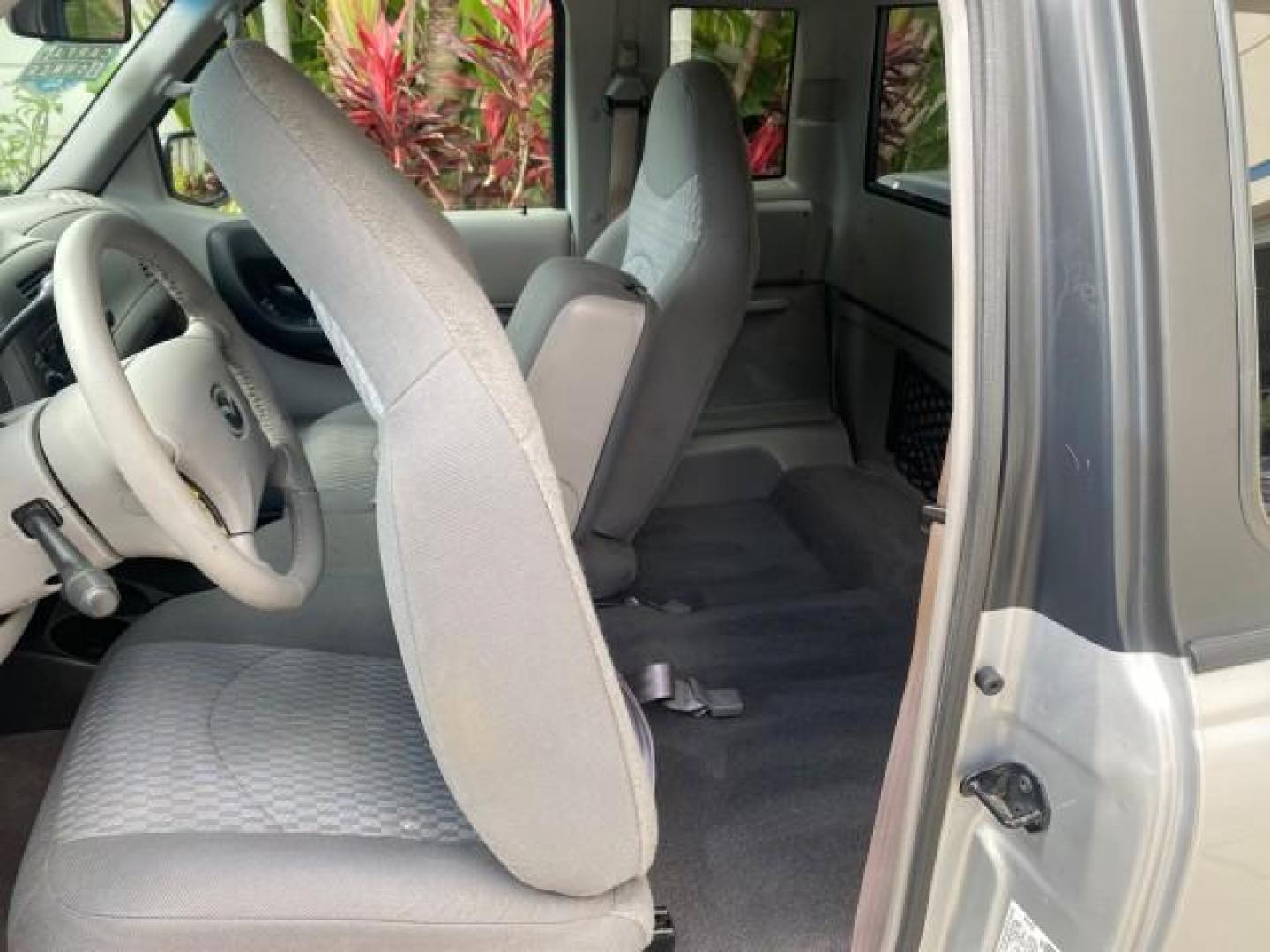 2002 Platinum Frost Metallic /Medium Graphite Mazda B-Series 3000 4WD Truck SE 1 OWNER (4F4ZR17U82T) with an 3.0L MFI V6 Engine engine, Automatic transmission, located at 4701 North Dixie Hwy, Pompano Beach, FL, 33064, (954) 422-2889, 26.240938, -80.123474 - OUR WEBPAGE FLORIDACARS1.COM HAS OVER 100 PHOTOS AND FREE CARFAX LINK 2002 MAZDA B-SERIES B3000 VIN: 4F4ZR17U82TM14728 4 F 4 Z R 1 7 U 8 2 T M 1 4 7 2 8 CLUB CAB PICKUP 3.0L V6 F GASOLINE REAR WHEEL DRIVE W/ 4X4 Top Features 4WD/AWD Cloth Seats Alloy Wheels Running Boards Bed Cover Tow Hitch Bed Lin - Photo#55