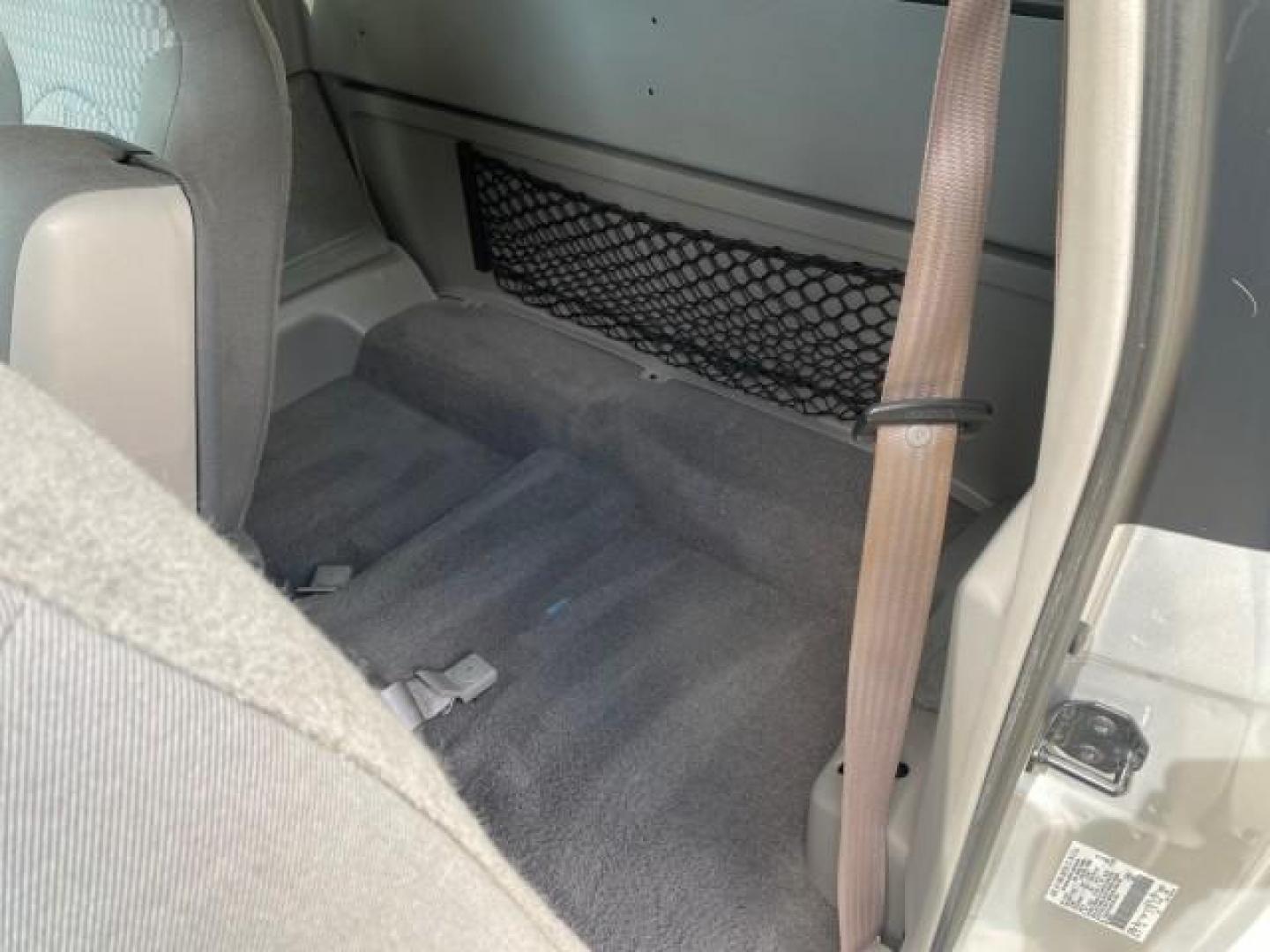 2002 Platinum Frost Metallic /Medium Graphite Mazda B-Series 3000 4WD Truck SE 1 OWNER (4F4ZR17U82T) with an 3.0L MFI V6 Engine engine, Automatic transmission, located at 4701 North Dixie Hwy, Pompano Beach, FL, 33064, (954) 422-2889, 26.240938, -80.123474 - OUR WEBPAGE FLORIDACARS1.COM HAS OVER 100 PHOTOS AND FREE CARFAX LINK 2002 MAZDA B-SERIES B3000 VIN: 4F4ZR17U82TM14728 4 F 4 Z R 1 7 U 8 2 T M 1 4 7 2 8 CLUB CAB PICKUP 3.0L V6 F GASOLINE REAR WHEEL DRIVE W/ 4X4 Top Features 4WD/AWD Cloth Seats Alloy Wheels Running Boards Bed Cover Tow Hitch Bed Lin - Photo#56