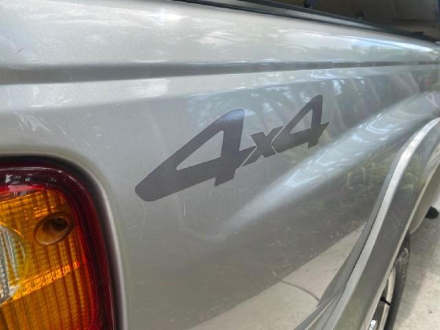 2002 Platinum Frost Metallic /Medium Graphite Mazda B-Series 3000 4WD Truck SE 1 OWNER (4F4ZR17U82T) with an 3.0L MFI V6 Engine engine, Automatic transmission, located at 4701 North Dixie Hwy, Pompano Beach, FL, 33064, (954) 422-2889, 26.240938, -80.123474 - OUR WEBPAGE FLORIDACARS1.COM HAS OVER 100 PHOTOS AND FREE CARFAX LINK 2002 MAZDA B-SERIES B3000 VIN: 4F4ZR17U82TM14728 4 F 4 Z R 1 7 U 8 2 T M 1 4 7 2 8 CLUB CAB PICKUP 3.0L V6 F GASOLINE REAR WHEEL DRIVE W/ 4X4 Top Features 4WD/AWD Cloth Seats Alloy Wheels Running Boards Bed Cover Tow Hitch Bed Lin - Photo#80