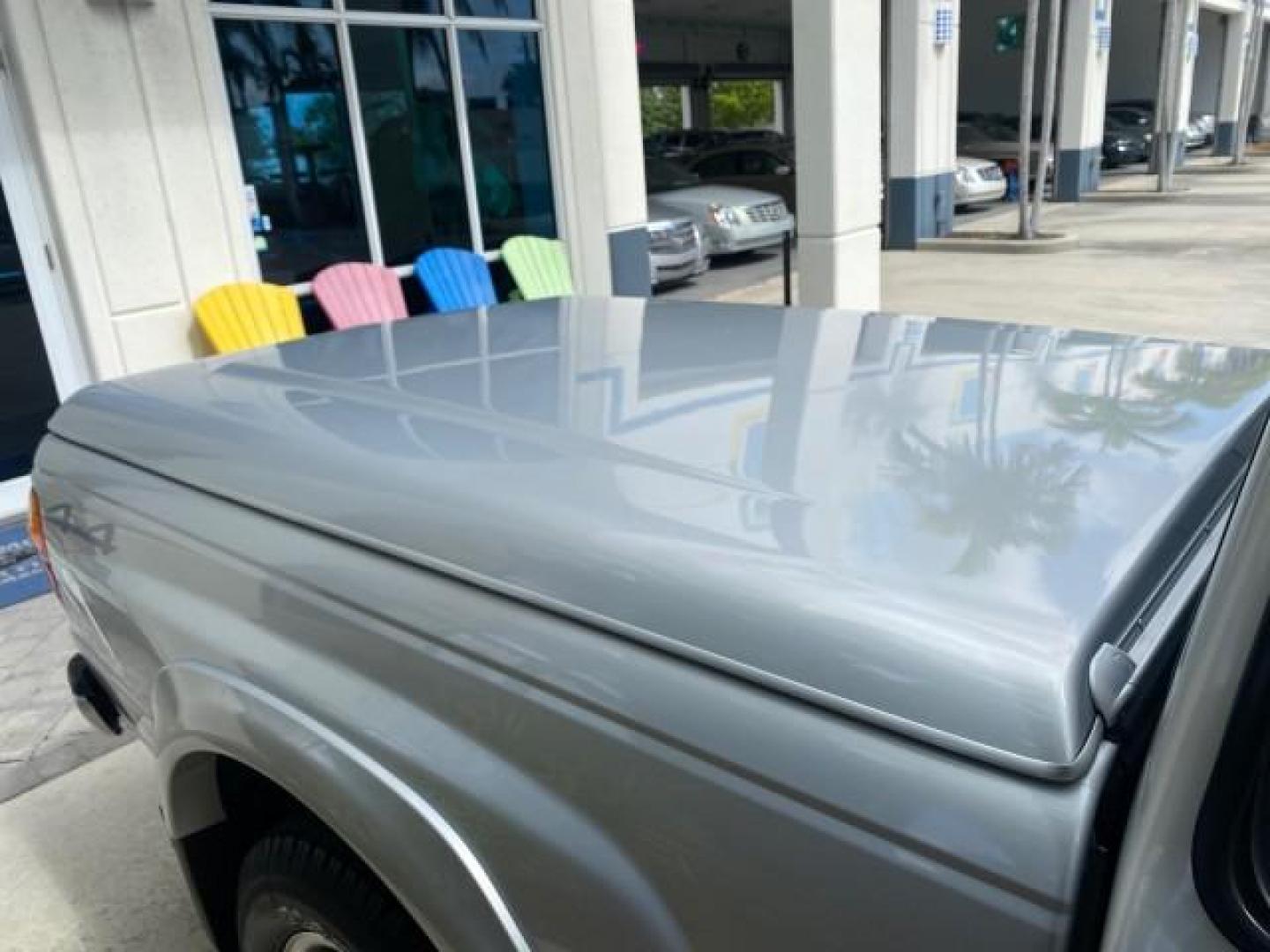 2002 Platinum Frost Metallic /Medium Graphite Mazda B-Series 3000 4WD Truck SE 1 OWNER (4F4ZR17U82T) with an 3.0L MFI V6 Engine engine, Automatic transmission, located at 4701 North Dixie Hwy, Pompano Beach, FL, 33064, (954) 422-2889, 26.240938, -80.123474 - OUR WEBPAGE FLORIDACARS1.COM HAS OVER 100 PHOTOS AND FREE CARFAX LINK 2002 MAZDA B-SERIES B3000 VIN: 4F4ZR17U82TM14728 4 F 4 Z R 1 7 U 8 2 T M 1 4 7 2 8 CLUB CAB PICKUP 3.0L V6 F GASOLINE REAR WHEEL DRIVE W/ 4X4 Top Features 4WD/AWD Cloth Seats Alloy Wheels Running Boards Bed Cover Tow Hitch Bed Lin - Photo#85