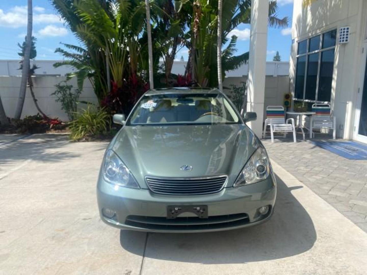 2005 Oasis Green Pearl /Ash Lexus ES 330 1 OWNER LOW MILES 62,870 (JTHBA30GX55) with an 3.3L DOHC EFI 24-Valve V6 Engine engine, Automatic transmission, located at 4701 North Dixie Hwy, Pompano Beach, FL, 33064, (954) 422-2889, 26.240938, -80.123474 - OUR WEBPAGE FLORIDACARS1.COM HAS OVER 100 PHOTOS AND FREE CARFAX LINK 2005 LEXUS ES 330 SUNROOF LOADED NON SMOKERS VIN: JTHBA30GX55134432 J T H B A 3 0 G X 5 5 1 3 4 4 3 2 SEDAN 4 DR 3.3L V6 F 24V GASOLINE 29 MPG FRONT WHEEL DRIVE Top Features A/C Seat(s) Mark Levinson Sound Alloy Wheels Memory Seat - Photo#2