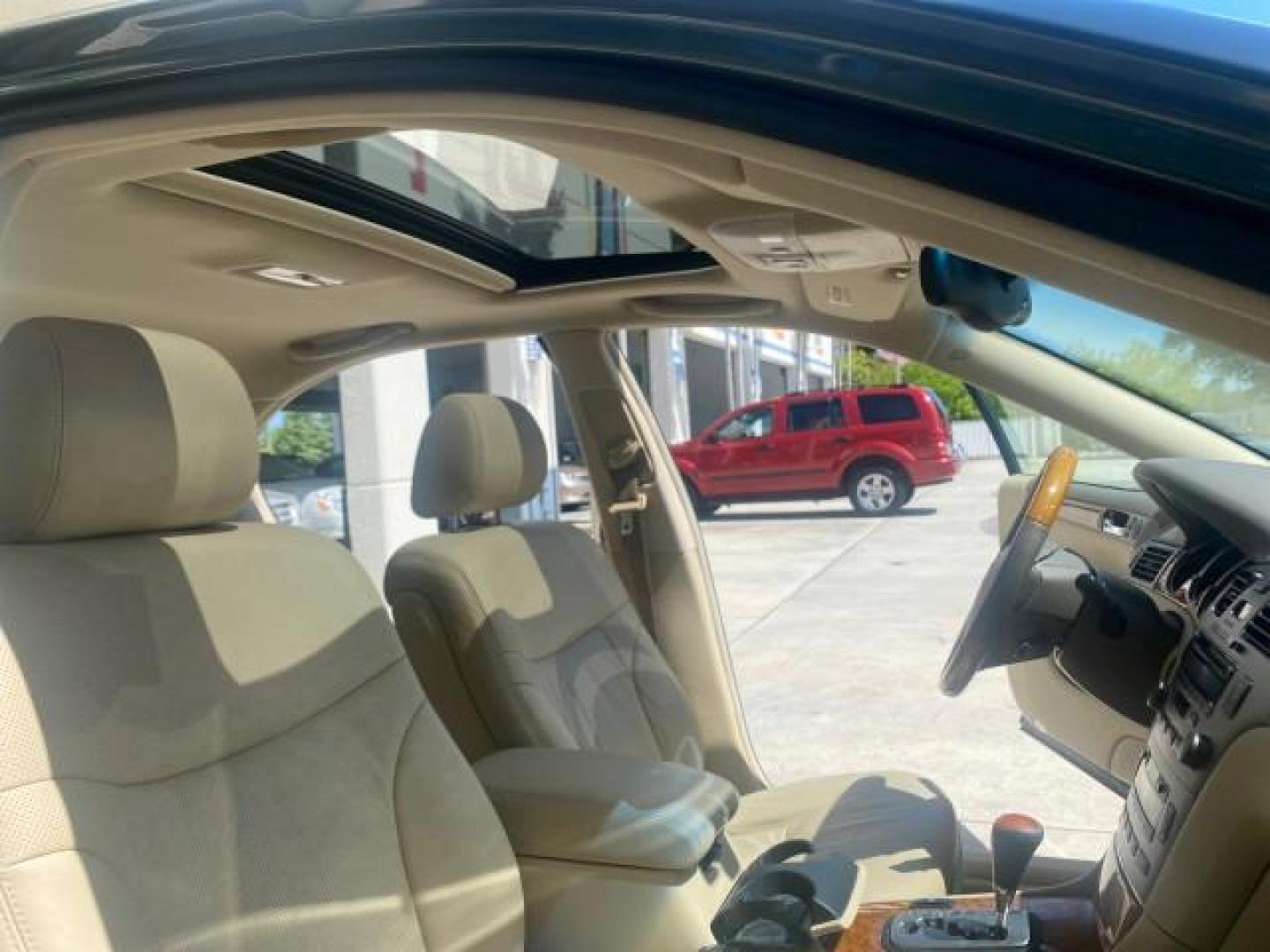 2005 Oasis Green Pearl /Ash Lexus ES 330 1 OWNER LOW MILES 62,870 (JTHBA30GX55) with an 3.3L DOHC EFI 24-Valve V6 Engine engine, Automatic transmission, located at 4701 North Dixie Hwy, Pompano Beach, FL, 33064, (954) 422-2889, 26.240938, -80.123474 - OUR WEBPAGE FLORIDACARS1.COM HAS OVER 100 PHOTOS AND FREE CARFAX LINK 2005 LEXUS ES 330 SUNROOF LOADED NON SMOKERS VIN: JTHBA30GX55134432 J T H B A 3 0 G X 5 5 1 3 4 4 3 2 SEDAN 4 DR 3.3L V6 F 24V GASOLINE 29 MPG FRONT WHEEL DRIVE Top Features A/C Seat(s) Mark Levinson Sound Alloy Wheels Memory Seat - Photo#12