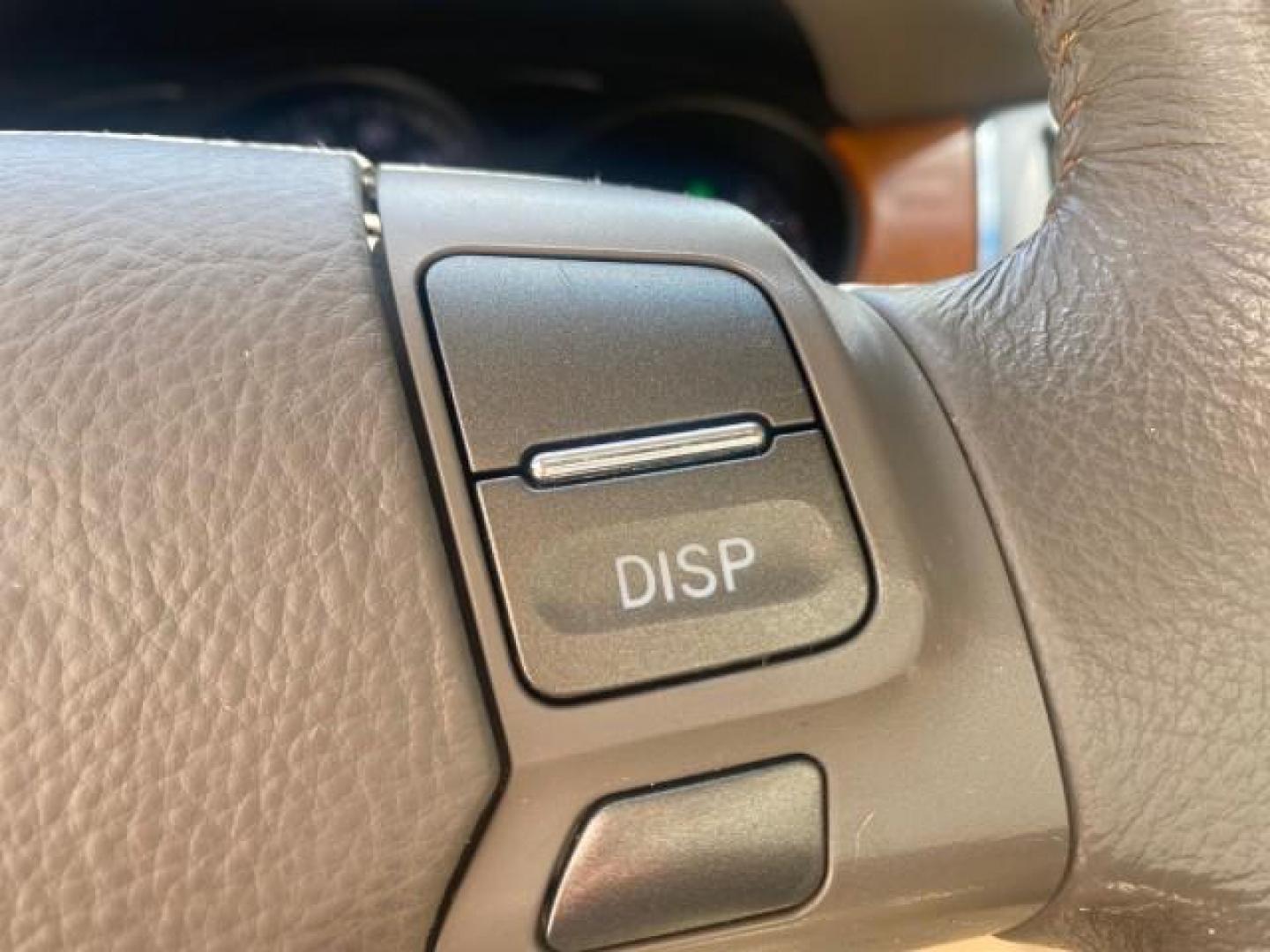 2005 Oasis Green Pearl /Ash Lexus ES 330 1 OWNER LOW MILES 62,870 (JTHBA30GX55) with an 3.3L DOHC EFI 24-Valve V6 Engine engine, Automatic transmission, located at 4701 North Dixie Hwy, Pompano Beach, FL, 33064, (954) 422-2889, 26.240938, -80.123474 - OUR WEBPAGE FLORIDACARS1.COM HAS OVER 100 PHOTOS AND FREE CARFAX LINK 2005 LEXUS ES 330 SUNROOF LOADED NON SMOKERS VIN: JTHBA30GX55134432 J T H B A 3 0 G X 5 5 1 3 4 4 3 2 SEDAN 4 DR 3.3L V6 F 24V GASOLINE 29 MPG FRONT WHEEL DRIVE Top Features A/C Seat(s) Mark Levinson Sound Alloy Wheels Memory Seat - Photo#39