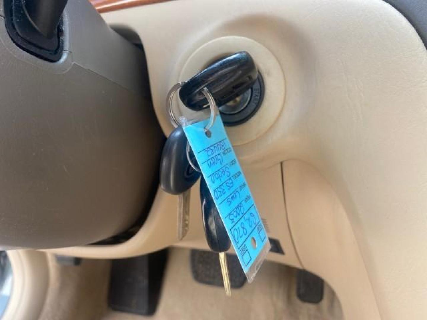 2005 Oasis Green Pearl /Ash Lexus ES 330 1 OWNER LOW MILES 62,870 (JTHBA30GX55) with an 3.3L DOHC EFI 24-Valve V6 Engine engine, Automatic transmission, located at 4701 North Dixie Hwy, Pompano Beach, FL, 33064, (954) 422-2889, 26.240938, -80.123474 - OUR WEBPAGE FLORIDACARS1.COM HAS OVER 100 PHOTOS AND FREE CARFAX LINK 2005 LEXUS ES 330 SUNROOF LOADED NON SMOKERS VIN: JTHBA30GX55134432 J T H B A 3 0 G X 5 5 1 3 4 4 3 2 SEDAN 4 DR 3.3L V6 F 24V GASOLINE 29 MPG FRONT WHEEL DRIVE Top Features A/C Seat(s) Mark Levinson Sound Alloy Wheels Memory Seat - Photo#46