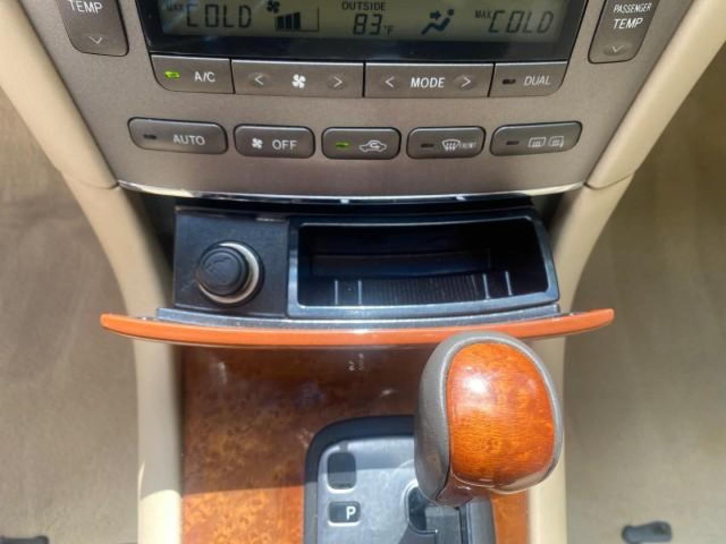 2005 Oasis Green Pearl /Ash Lexus ES 330 1 OWNER LOW MILES 62,870 (JTHBA30GX55) with an 3.3L DOHC EFI 24-Valve V6 Engine engine, Automatic transmission, located at 4701 North Dixie Hwy, Pompano Beach, FL, 33064, (954) 422-2889, 26.240938, -80.123474 - OUR WEBPAGE FLORIDACARS1.COM HAS OVER 100 PHOTOS AND FREE CARFAX LINK 2005 LEXUS ES 330 SUNROOF LOADED NON SMOKERS VIN: JTHBA30GX55134432 J T H B A 3 0 G X 5 5 1 3 4 4 3 2 SEDAN 4 DR 3.3L V6 F 24V GASOLINE 29 MPG FRONT WHEEL DRIVE Top Features A/C Seat(s) Mark Levinson Sound Alloy Wheels Memory Seat - Photo#51