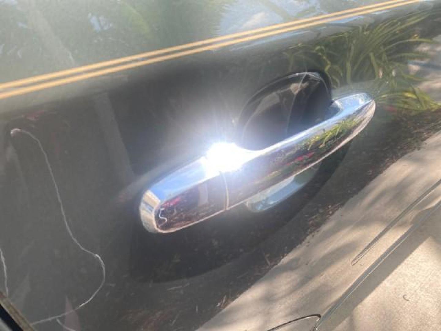 2005 Oasis Green Pearl /Ash Lexus ES 330 1 OWNER LOW MILES 62,870 (JTHBA30GX55) with an 3.3L DOHC EFI 24-Valve V6 Engine engine, Automatic transmission, located at 4701 North Dixie Hwy, Pompano Beach, FL, 33064, (954) 422-2889, 26.240938, -80.123474 - OUR WEBPAGE FLORIDACARS1.COM HAS OVER 100 PHOTOS AND FREE CARFAX LINK 2005 LEXUS ES 330 SUNROOF LOADED NON SMOKERS VIN: JTHBA30GX55134432 J T H B A 3 0 G X 5 5 1 3 4 4 3 2 SEDAN 4 DR 3.3L V6 F 24V GASOLINE 29 MPG FRONT WHEEL DRIVE Top Features A/C Seat(s) Mark Levinson Sound Alloy Wheels Memory Seat - Photo#91