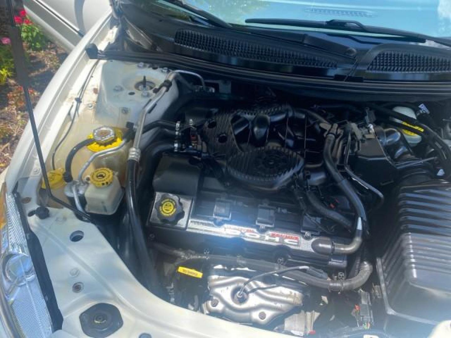 2002 Stone White /Royal Blue/Cream Chrysler Sebring Limited FL LOW MILES 34,440 (1C3EL65R52N) with an 2.7L MFI DOHC 24-Valve V6 Engine engine, Automatic transmission, located at 4701 North Dixie Hwy, Pompano Beach, FL, 33064, (954) 422-2889, 26.240938, -80.123474 - OUR WEBPAGE FLORIDACARS1.COM HAS OVER 100 PHOTOS AND FREE CARFAX LINK 2002 CHRYSLER SEBRING LIMITED VIN: 1C3EL65R52N169318 1 C 3 E L 6 5 R 5 2 N 1 6 9 3 1 8 CONVERTIBLE 2.7L V6 F DOHC GASOLINE FRONT WHEEL DRIVE Top Features Alloy Wheels Soft Top Infinity Sound System Sunroof(s) Leather Seats Basic F - Photo#24