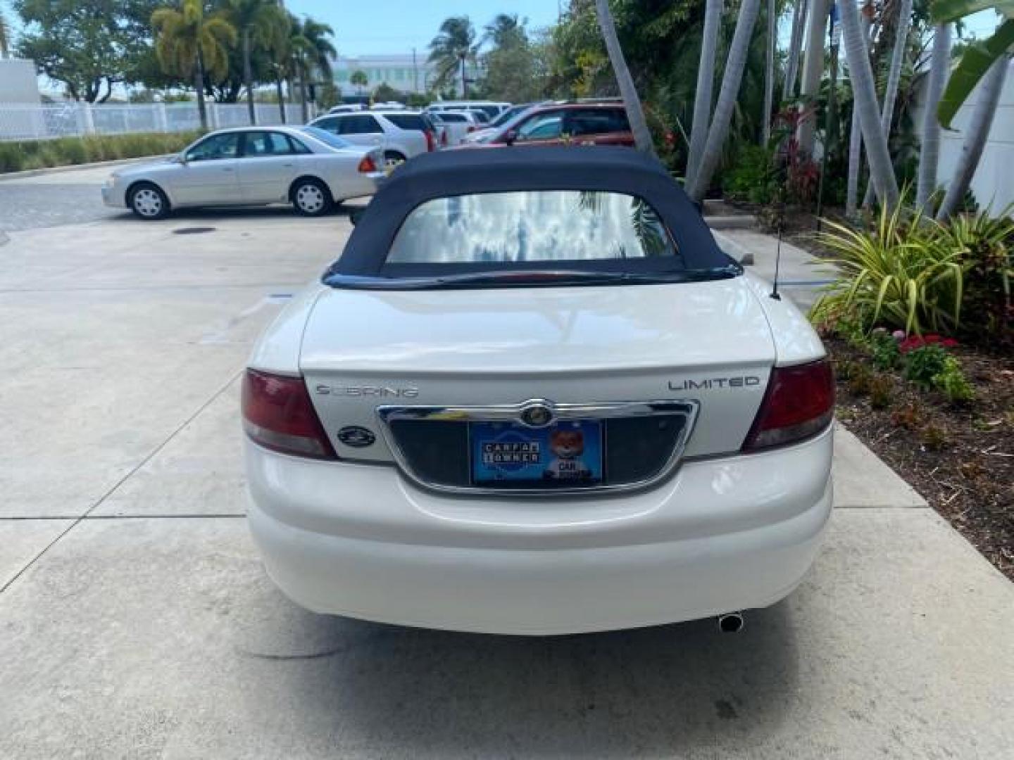 2002 Stone White /Royal Blue/Cream Chrysler Sebring Limited FL LOW MILES 34,440 (1C3EL65R52N) with an 2.7L MFI DOHC 24-Valve V6 Engine engine, Automatic transmission, located at 4701 North Dixie Hwy, Pompano Beach, FL, 33064, (954) 422-2889, 26.240938, -80.123474 - OUR WEBPAGE FLORIDACARS1.COM HAS OVER 100 PHOTOS AND FREE CARFAX LINK 2002 CHRYSLER SEBRING LIMITED VIN: 1C3EL65R52N169318 1 C 3 E L 6 5 R 5 2 N 1 6 9 3 1 8 CONVERTIBLE 2.7L V6 F DOHC GASOLINE FRONT WHEEL DRIVE Top Features Alloy Wheels Soft Top Infinity Sound System Sunroof(s) Leather Seats Basic F - Photo#70