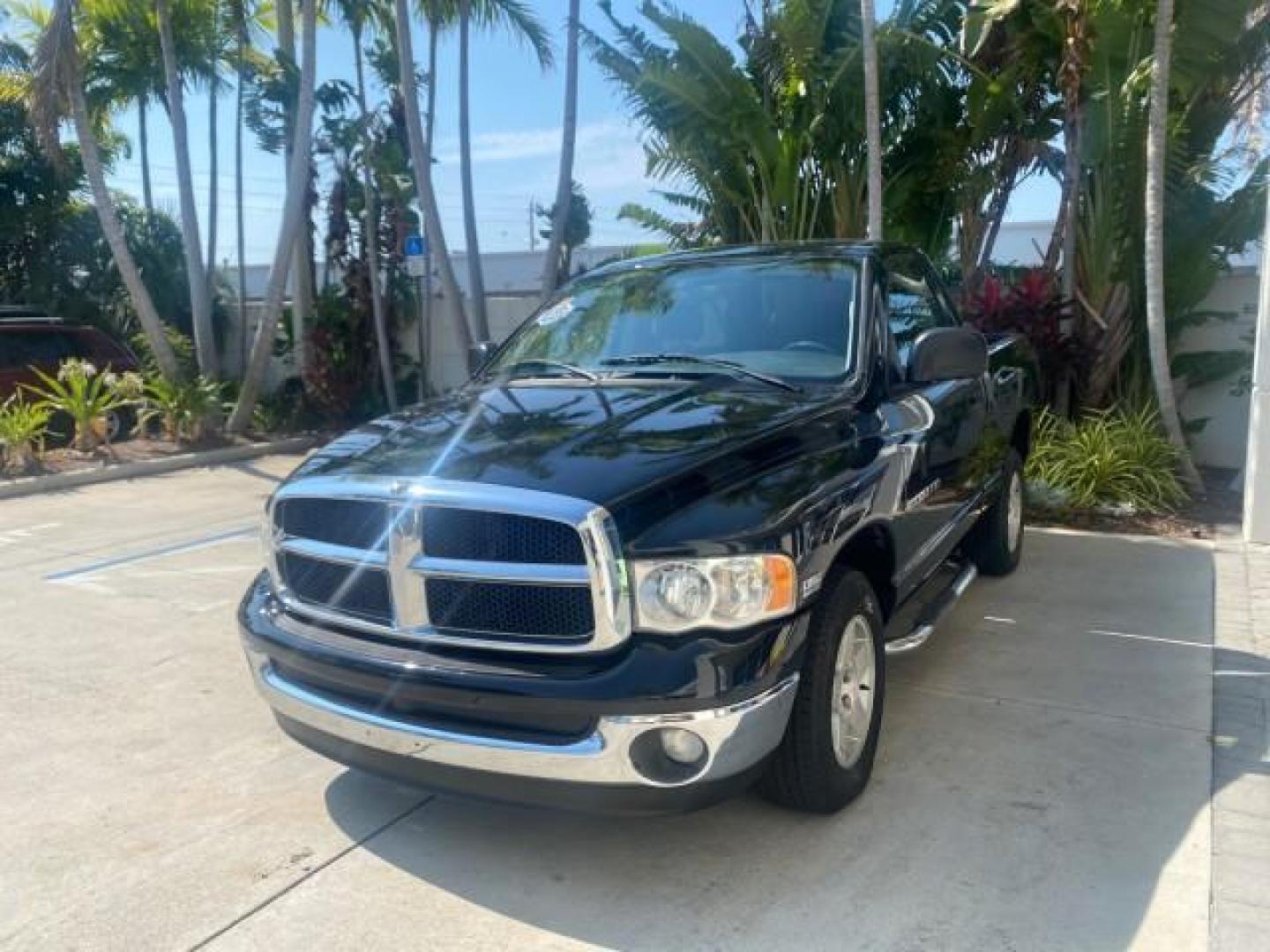 2005 Black /Dark Slate Gray Dodge Ram 1500 SLT 1 OWNER FL LOW MILES 52,299 (1D7HA16D35J) with an 5.7L V8 Hemi Magnum Engine engine, Automatic transmission, located at 4701 North Dixie Hwy, Pompano Beach, FL, 33064, (954) 422-2889, 26.240938, -80.123474 - OUR WEBPAGE FLORIDACARS1.COM HAS OVER 100 PHOTOS AND FREE CARFAX LINK 2005 DODGE RAM 1500 SLT 1 OWNER FLORIDA LIKE NEW! VIN: 1D7HA16D35J624608 1 D 7 H A 1 6 D 3 5 J 6 2 4 6 0 8 PICKUP 5.7L V8 F HEMI 5.7 V8 GASOLINE REAR WHEEL DRIVE Top Features Alloy Wheels Bed Liner Cloth Seats Basic Features ABS B - Photo#3