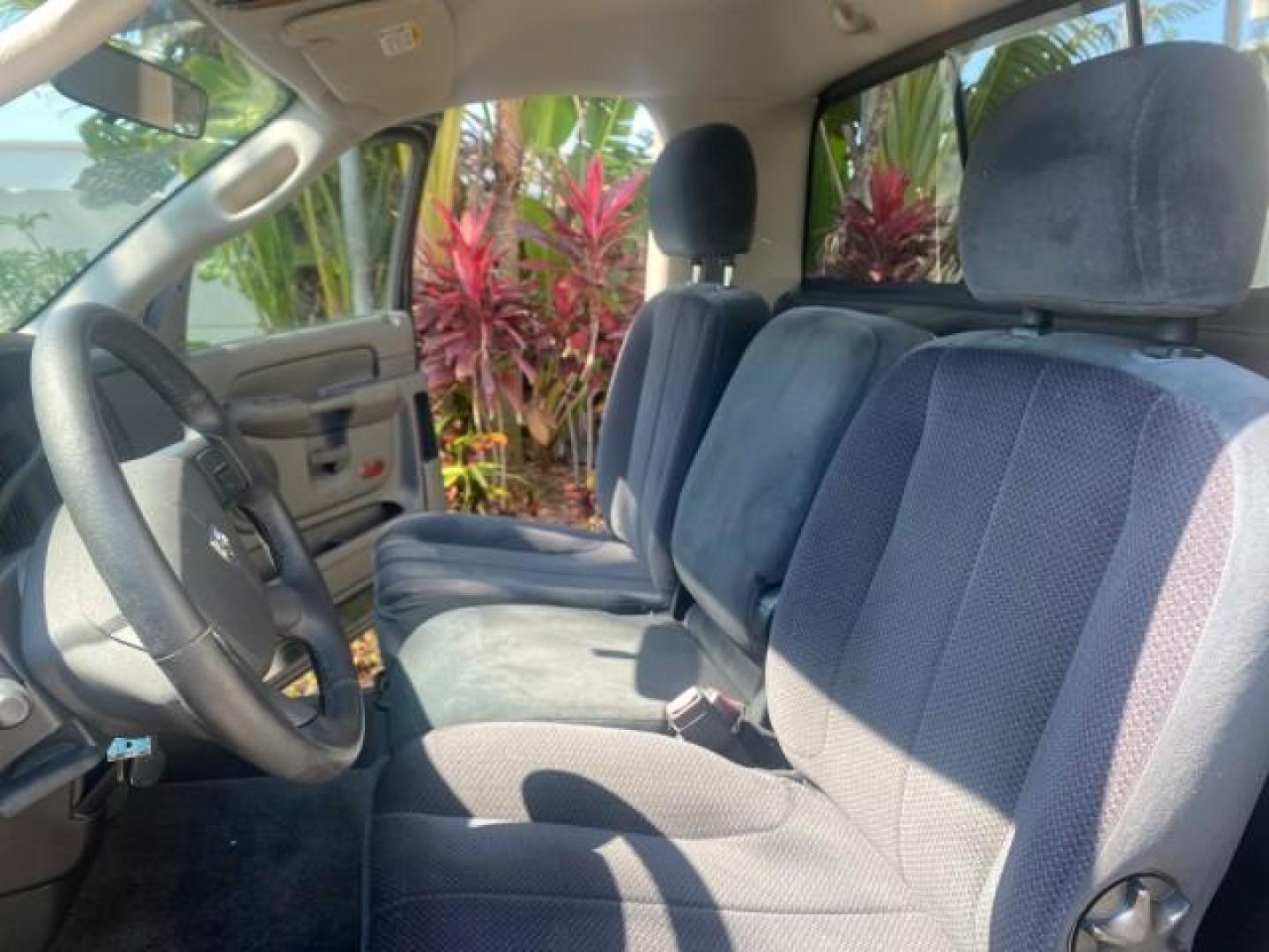 2005 Black /Dark Slate Gray Dodge Ram 1500 SLT 1 OWNER FL LOW MILES 52,299 (1D7HA16D35J) with an 5.7L V8 Hemi Magnum Engine engine, Automatic transmission, located at 4701 North Dixie Hwy, Pompano Beach, FL, 33064, (954) 422-2889, 26.240938, -80.123474 - OUR WEBPAGE FLORIDACARS1.COM HAS OVER 100 PHOTOS AND FREE CARFAX LINK 2005 DODGE RAM 1500 SLT 1 OWNER FLORIDA LIKE NEW! VIN: 1D7HA16D35J624608 1 D 7 H A 1 6 D 3 5 J 6 2 4 6 0 8 PICKUP 5.7L V8 F HEMI 5.7 V8 GASOLINE REAR WHEEL DRIVE Top Features Alloy Wheels Bed Liner Cloth Seats Basic Features ABS B - Photo#10