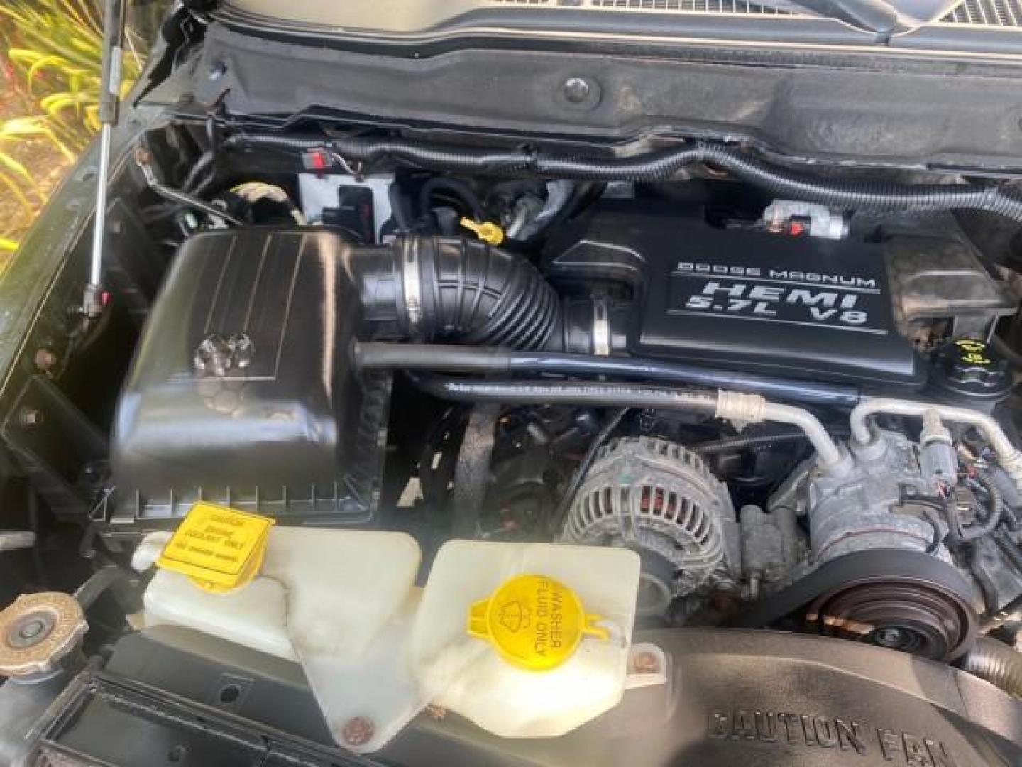 2005 Black /Dark Slate Gray Dodge Ram 1500 SLT 1 OWNER FL LOW MILES 52,299 (1D7HA16D35J) with an 5.7L V8 Hemi Magnum Engine engine, Automatic transmission, located at 4701 North Dixie Hwy, Pompano Beach, FL, 33064, (954) 422-2889, 26.240938, -80.123474 - OUR WEBPAGE FLORIDACARS1.COM HAS OVER 100 PHOTOS AND FREE CARFAX LINK 2005 DODGE RAM 1500 SLT 1 OWNER FLORIDA LIKE NEW! VIN: 1D7HA16D35J624608 1 D 7 H A 1 6 D 3 5 J 6 2 4 6 0 8 PICKUP 5.7L V8 F HEMI 5.7 V8 GASOLINE REAR WHEEL DRIVE Top Features Alloy Wheels Bed Liner Cloth Seats Basic Features ABS B - Photo#24