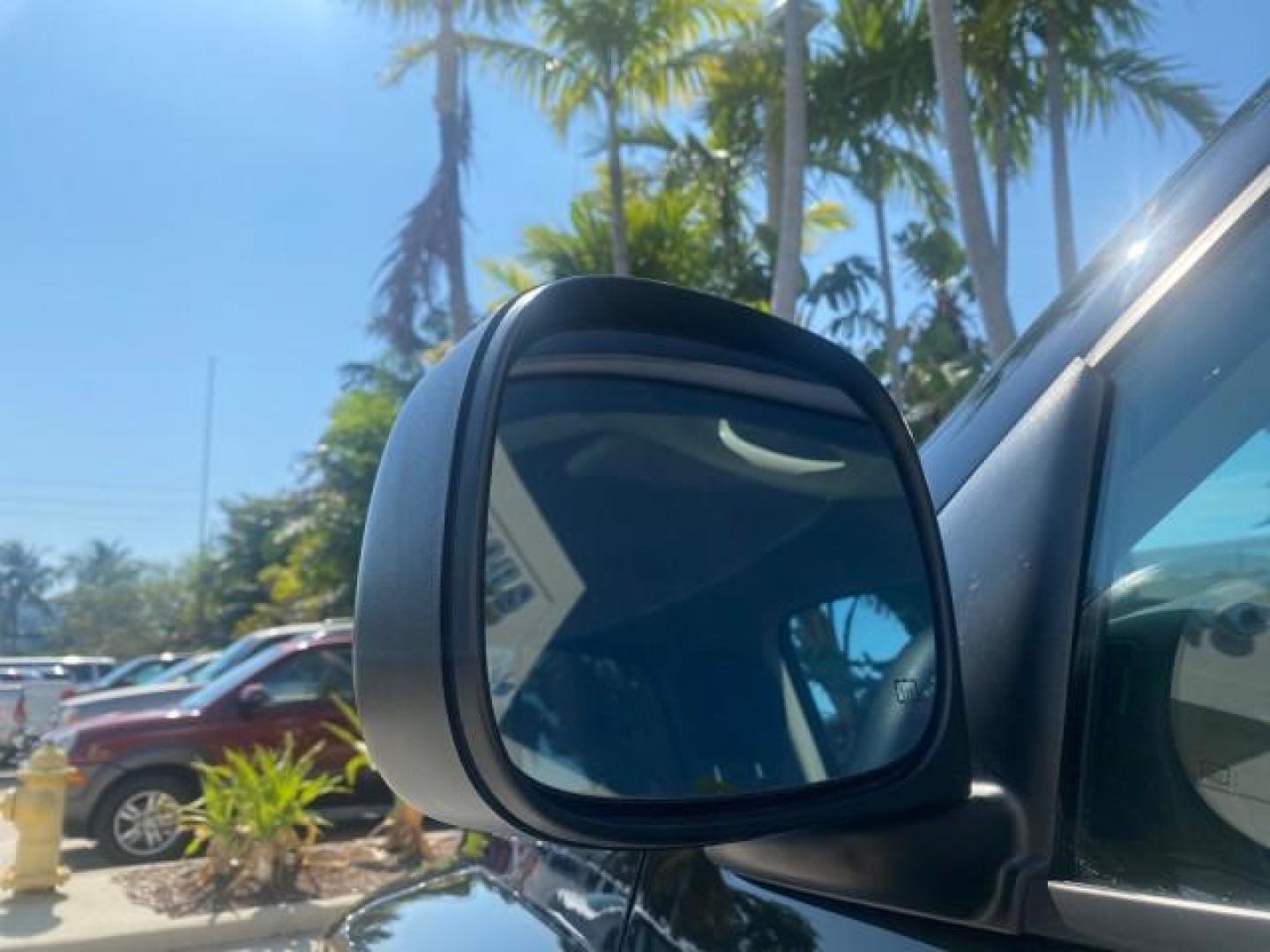 2005 Black /Dark Slate Gray Dodge Ram 1500 SLT 1 OWNER FL LOW MILES 52,299 (1D7HA16D35J) with an 5.7L V8 Hemi Magnum Engine engine, Automatic transmission, located at 4701 North Dixie Hwy, Pompano Beach, FL, 33064, (954) 422-2889, 26.240938, -80.123474 - OUR WEBPAGE FLORIDACARS1.COM HAS OVER 100 PHOTOS AND FREE CARFAX LINK 2005 DODGE RAM 1500 SLT 1 OWNER FLORIDA LIKE NEW! VIN: 1D7HA16D35J624608 1 D 7 H A 1 6 D 3 5 J 6 2 4 6 0 8 PICKUP 5.7L V8 F HEMI 5.7 V8 GASOLINE REAR WHEEL DRIVE Top Features Alloy Wheels Bed Liner Cloth Seats Basic Features ABS B - Photo#30