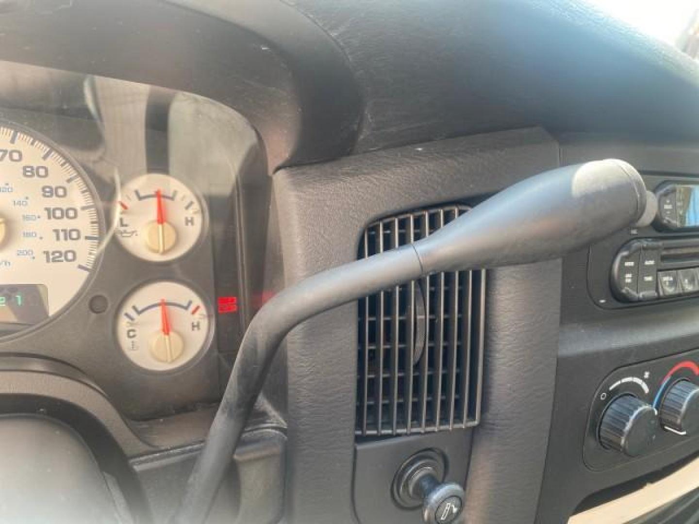 2005 Black /Dark Slate Gray Dodge Ram 1500 SLT 1 OWNER FL LOW MILES 52,299 (1D7HA16D35J) with an 5.7L V8 Hemi Magnum Engine engine, Automatic transmission, located at 4701 North Dixie Hwy, Pompano Beach, FL, 33064, (954) 422-2889, 26.240938, -80.123474 - OUR WEBPAGE FLORIDACARS1.COM HAS OVER 100 PHOTOS AND FREE CARFAX LINK 2005 DODGE RAM 1500 SLT 1 OWNER FLORIDA LIKE NEW! VIN: 1D7HA16D35J624608 1 D 7 H A 1 6 D 3 5 J 6 2 4 6 0 8 PICKUP 5.7L V8 F HEMI 5.7 V8 GASOLINE REAR WHEEL DRIVE Top Features Alloy Wheels Bed Liner Cloth Seats Basic Features ABS B - Photo#44
