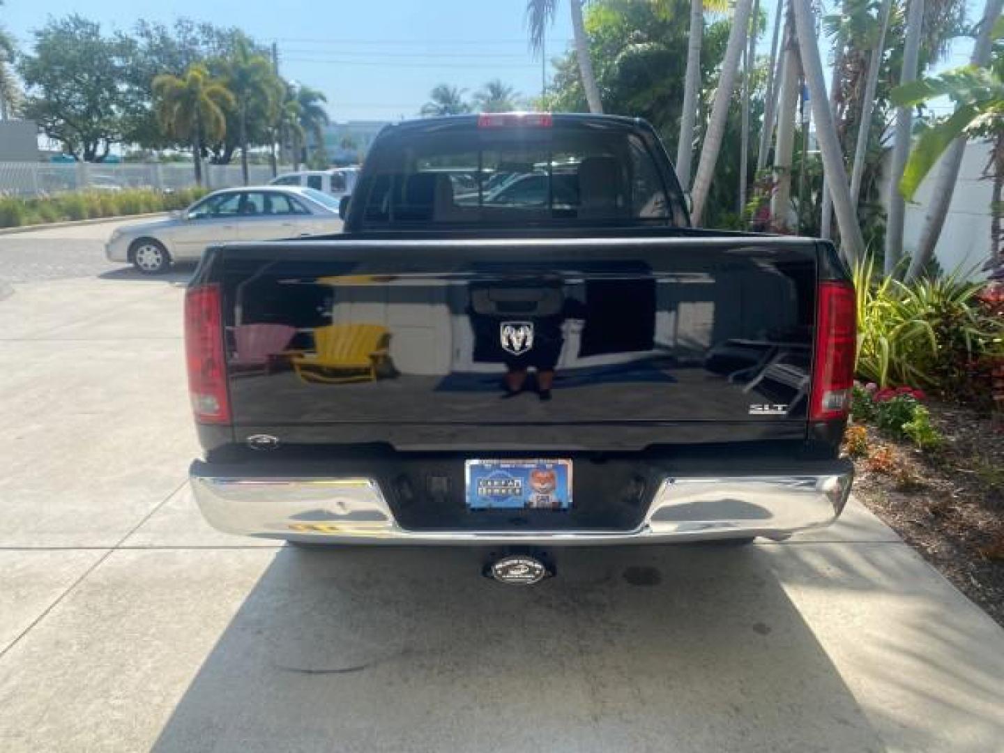 2005 Black /Dark Slate Gray Dodge Ram 1500 SLT 1 OWNER FL LOW MILES 52,299 (1D7HA16D35J) with an 5.7L V8 Hemi Magnum Engine engine, Automatic transmission, located at 4701 North Dixie Hwy, Pompano Beach, FL, 33064, (954) 422-2889, 26.240938, -80.123474 - OUR WEBPAGE FLORIDACARS1.COM HAS OVER 100 PHOTOS AND FREE CARFAX LINK 2005 DODGE RAM 1500 SLT 1 OWNER FLORIDA LIKE NEW! VIN: 1D7HA16D35J624608 1 D 7 H A 1 6 D 3 5 J 6 2 4 6 0 8 PICKUP 5.7L V8 F HEMI 5.7 V8 GASOLINE REAR WHEEL DRIVE Top Features Alloy Wheels Bed Liner Cloth Seats Basic Features ABS B - Photo#68