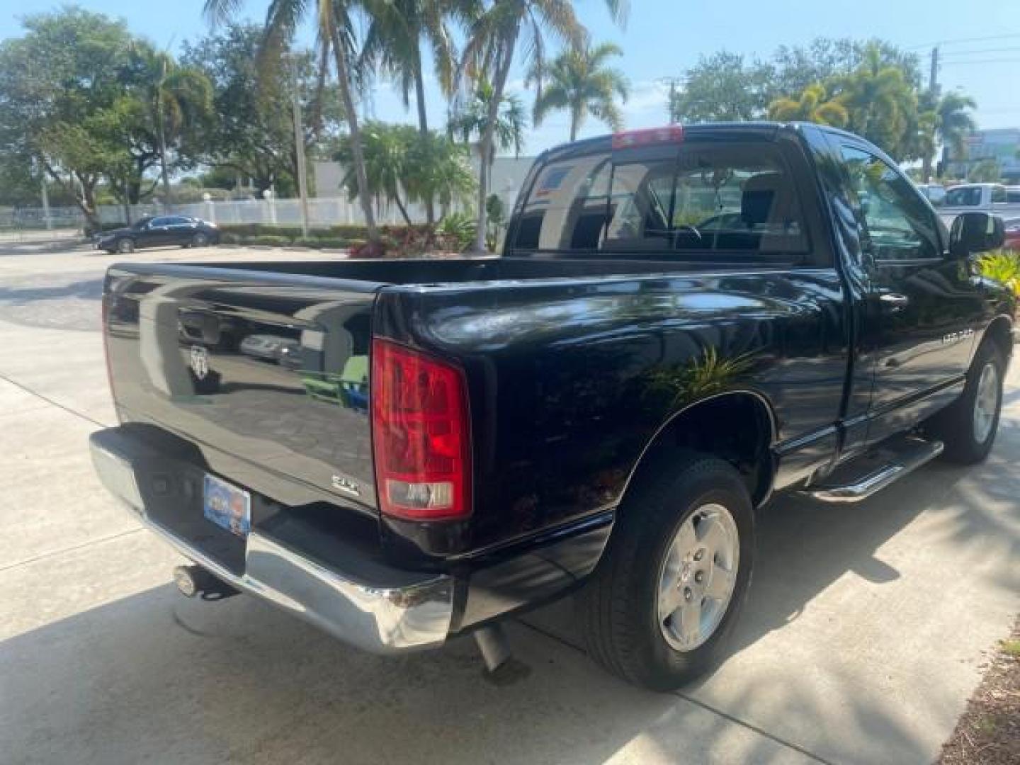 2005 Black /Dark Slate Gray Dodge Ram 1500 SLT 1 OWNER FL LOW MILES 52,299 (1D7HA16D35J) with an 5.7L V8 Hemi Magnum Engine engine, Automatic transmission, located at 4701 North Dixie Hwy, Pompano Beach, FL, 33064, (954) 422-2889, 26.240938, -80.123474 - OUR WEBPAGE FLORIDACARS1.COM HAS OVER 100 PHOTOS AND FREE CARFAX LINK 2005 DODGE RAM 1500 SLT 1 OWNER FLORIDA LIKE NEW! VIN: 1D7HA16D35J624608 1 D 7 H A 1 6 D 3 5 J 6 2 4 6 0 8 PICKUP 5.7L V8 F HEMI 5.7 V8 GASOLINE REAR WHEEL DRIVE Top Features Alloy Wheels Bed Liner Cloth Seats Basic Features ABS B - Photo#75