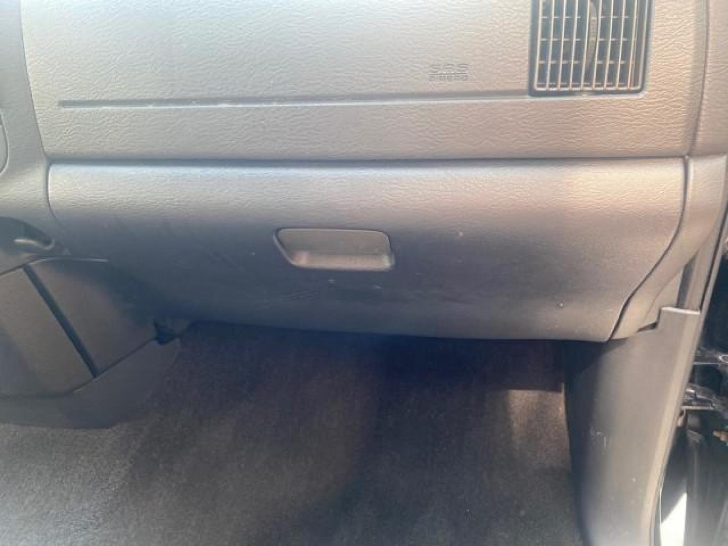 2005 Black /Dark Slate Gray Dodge Ram 1500 SLT 1 OWNER FL LOW MILES 52,299 (1D7HA16D35J) with an 5.7L V8 Hemi Magnum Engine engine, Automatic transmission, located at 4701 North Dixie Hwy, Pompano Beach, FL, 33064, (954) 422-2889, 26.240938, -80.123474 - OUR WEBPAGE FLORIDACARS1.COM HAS OVER 100 PHOTOS AND FREE CARFAX LINK 2005 DODGE RAM 1500 SLT 1 OWNER FLORIDA LIKE NEW! VIN: 1D7HA16D35J624608 1 D 7 H A 1 6 D 3 5 J 6 2 4 6 0 8 PICKUP 5.7L V8 F HEMI 5.7 V8 GASOLINE REAR WHEEL DRIVE Top Features Alloy Wheels Bed Liner Cloth Seats Basic Features ABS B - Photo#90