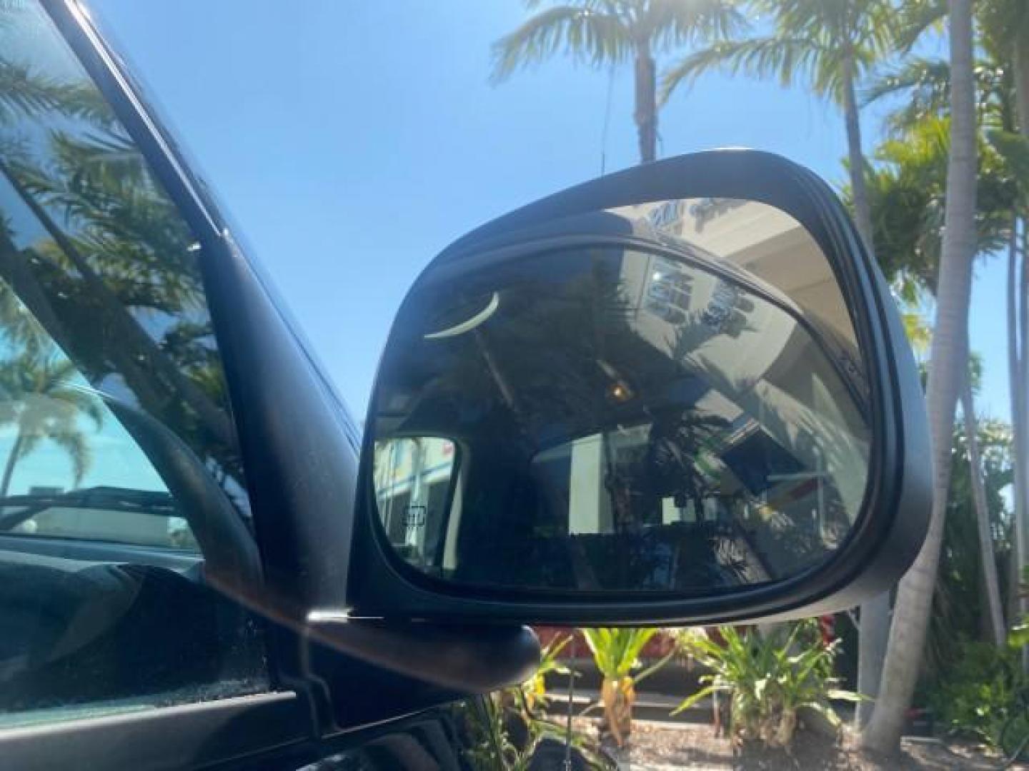2005 Black /Dark Slate Gray Dodge Ram 1500 SLT 1 OWNER FL LOW MILES 52,299 (1D7HA16D35J) with an 5.7L V8 Hemi Magnum Engine engine, Automatic transmission, located at 4701 North Dixie Hwy, Pompano Beach, FL, 33064, (954) 422-2889, 26.240938, -80.123474 - OUR WEBPAGE FLORIDACARS1.COM HAS OVER 100 PHOTOS AND FREE CARFAX LINK 2005 DODGE RAM 1500 SLT 1 OWNER FLORIDA LIKE NEW! VIN: 1D7HA16D35J624608 1 D 7 H A 1 6 D 3 5 J 6 2 4 6 0 8 PICKUP 5.7L V8 F HEMI 5.7 V8 GASOLINE REAR WHEEL DRIVE Top Features Alloy Wheels Bed Liner Cloth Seats Basic Features ABS B - Photo#92
