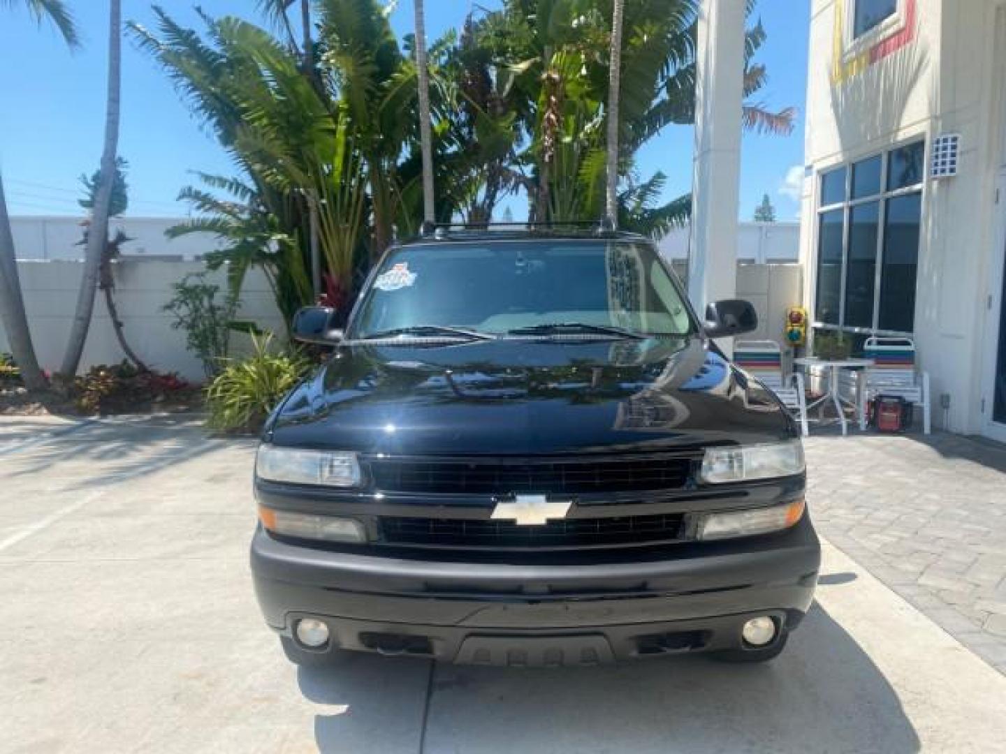 2005 Black /Gray/Dark Charcoal Chevrolet Tahoe LS Z71 1 OWNER LOW MILES 82,796 (1GNEC13T85R) with an 5.3L Vortec 5300 V8 SFI Engine engine, Automatic transmission, located at 4701 North Dixie Hwy, Pompano Beach, FL, 33064, (954) 422-2889, 26.240938, -80.123474 - OUR WEBPAGE FLORIDACARS1.COM HAS OVER 100 PHOTOS AND FREE CARFAX LINK 2005 CHEVROLET TAHOE LS 1 OWNER NO ACCIDENTS16 SERVICE RECORDS VIN: 1GNEC13T85R212888 1 G N E C 1 3 T 8 5 R 2 1 2 8 8 8 4 DOOR WAGON/SPORT UTILITY 5.3L V8 F GASOLINE REAR WHEEL DRIVE Top Features Alloy Wheels Rear Air Conditioning - Photo#2