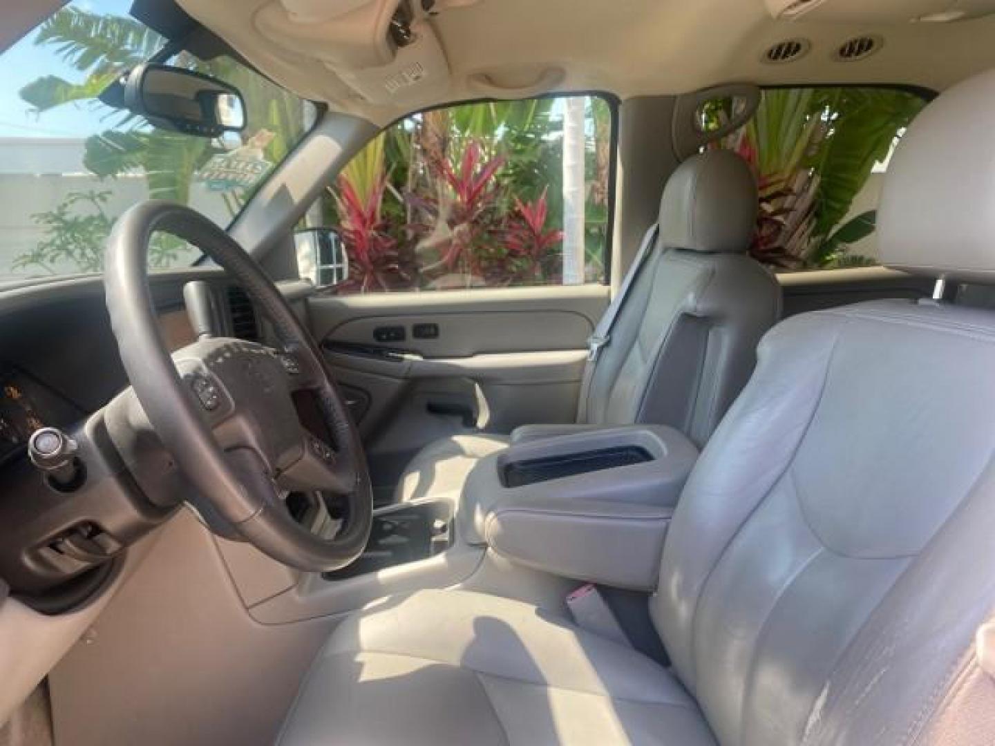 2005 Black /Gray/Dark Charcoal Chevrolet Tahoe LS Z71 1 OWNER LOW MILES 82,796 (1GNEC13T85R) with an 5.3L Vortec 5300 V8 SFI Engine engine, Automatic transmission, located at 4701 North Dixie Hwy, Pompano Beach, FL, 33064, (954) 422-2889, 26.240938, -80.123474 - OUR WEBPAGE FLORIDACARS1.COM HAS OVER 100 PHOTOS AND FREE CARFAX LINK 2005 CHEVROLET TAHOE LS 1 OWNER NO ACCIDENTS16 SERVICE RECORDS VIN: 1GNEC13T85R212888 1 G N E C 1 3 T 8 5 R 2 1 2 8 8 8 4 DOOR WAGON/SPORT UTILITY 5.3L V8 F GASOLINE REAR WHEEL DRIVE Top Features Alloy Wheels Rear Air Conditioning - Photo#34