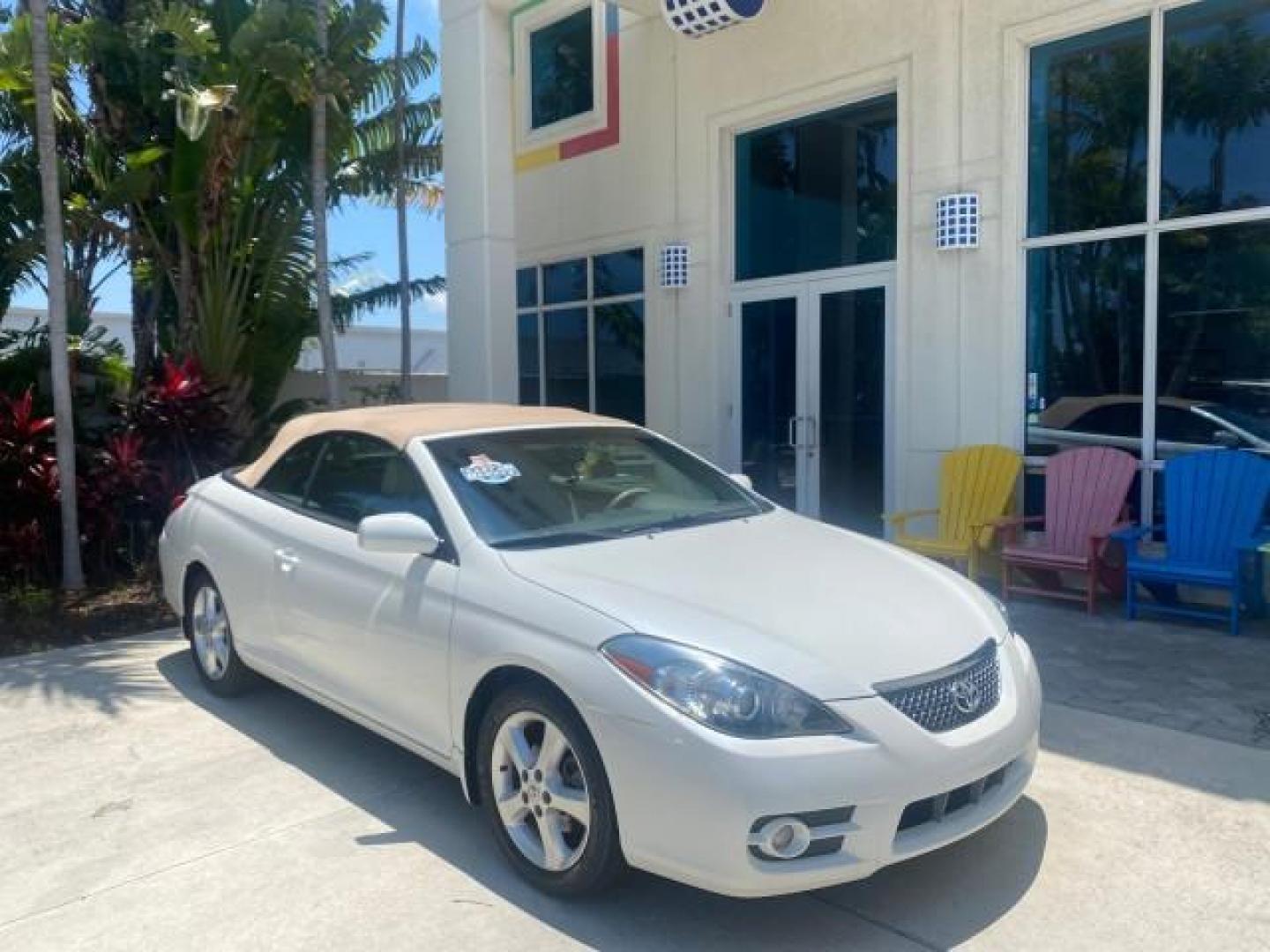 2008 Blizzard White Pearl /Ivory Toyota Camry Solara SLE 1 owner fl low miles 61,220 (4T1FA38P78U) with an 3.3L DOHC SMPI VVT-i 24-Valve V6 Engine engine, Automatic transmission, located at 4701 North Dixie Hwy, Pompano Beach, FL, 33064, (954) 422-2889, 26.240938, -80.123474 - OUR WEBPAGE FLORIDACARS1.COM HAS OVER 100 PHOTOS AND FREE CARFAX LINK 2008 TOYOTA CAMRY SOLARA SLE V6 PEARL WHITE IMMACULATE VIN: 4T1FA38P78U161195 4 T 1 F A 3 8 P 7 8 U 1 6 1 1 9 5 CONVERTIBLE 3.3L V6 F DOHC 24V 29 MPG GASOLINE FRONT WHEEL DRIVE Top Features Alloy Wheels Leather Seats Bluetooth Tec - Photo#1